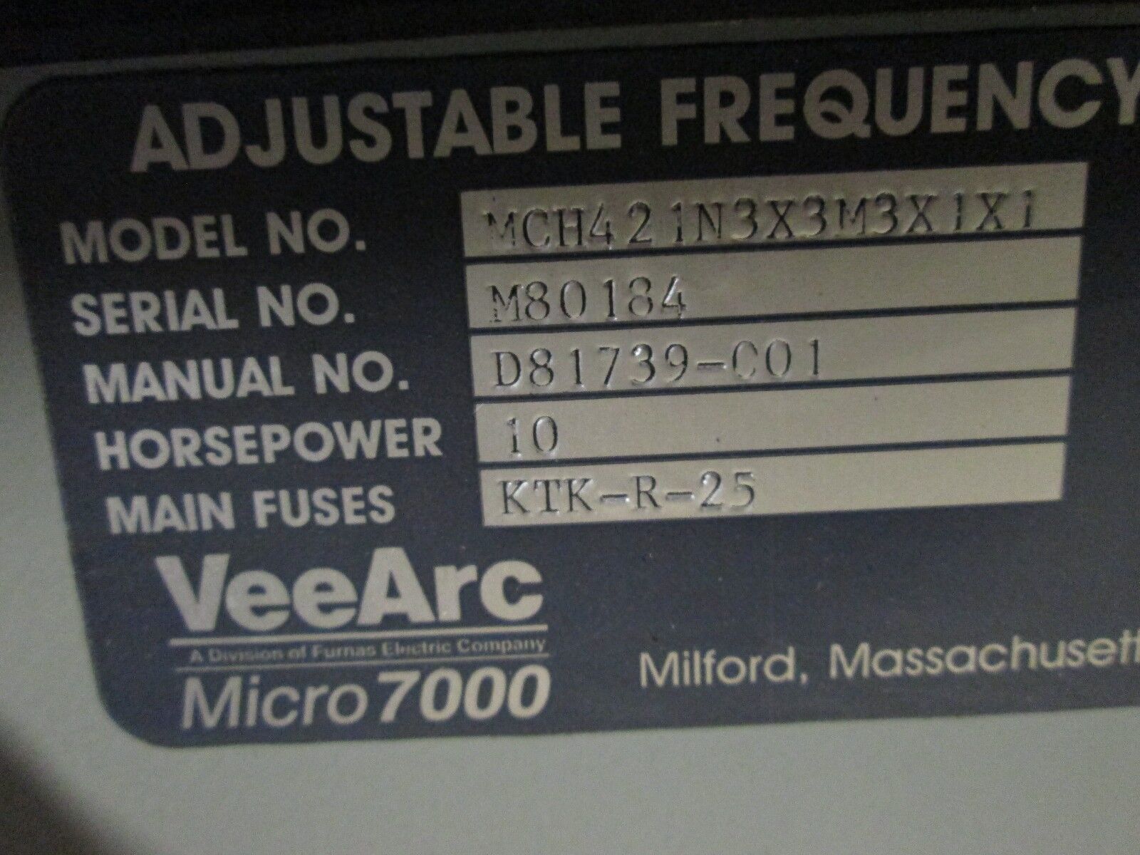 VeeArc AC Drive w/ Bypass MCH421N3X3M3X1X1 10HP Used