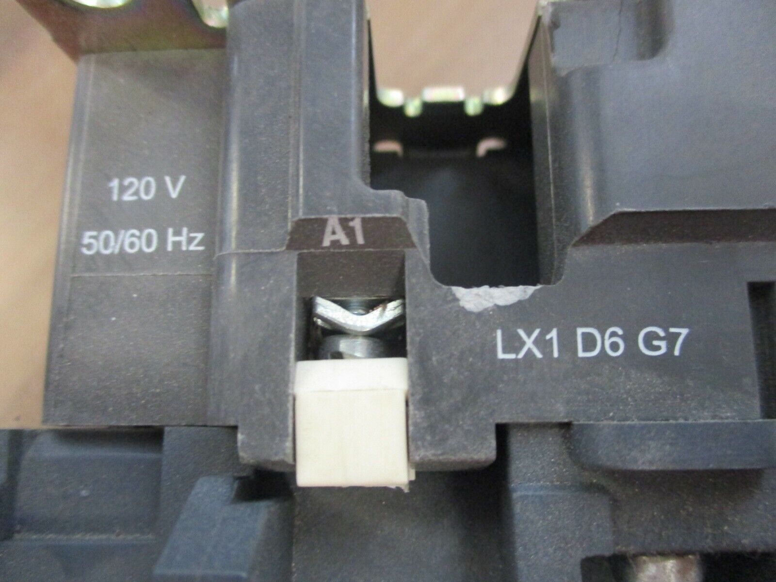 Telemecanique Contactor LC1 D8011 120V Coil 110A Used