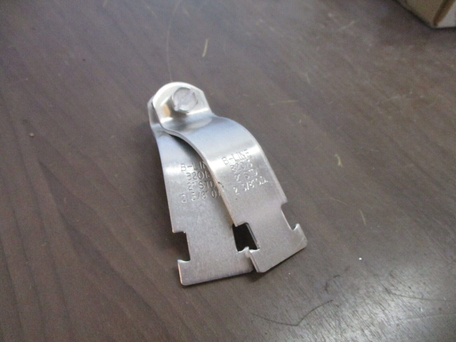 Eaton B-Line Conduit/Pipe Clamp B2013PAAL 2" Rigid *Box of 50* New Surplus