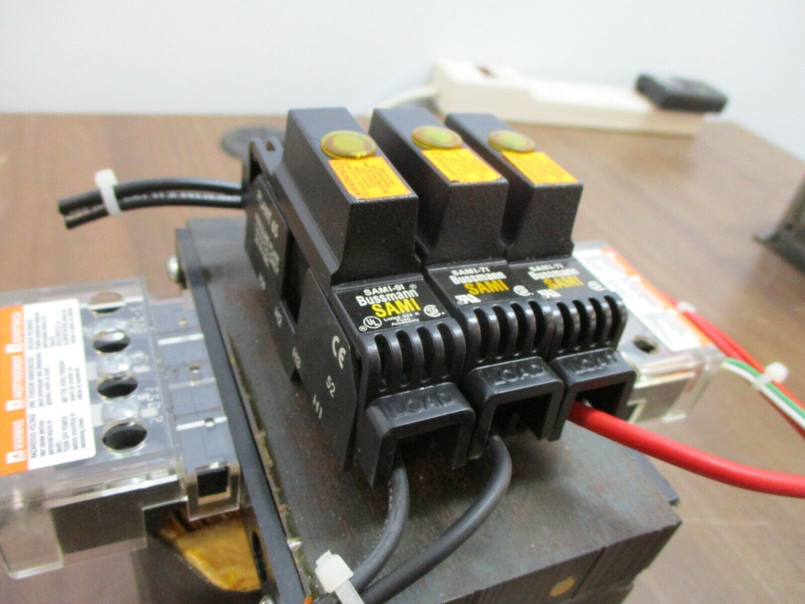 Square D Transformer 9070TF1000D1 1kVA Pri: 240/480V Sec: 120V 50/60Hz Used