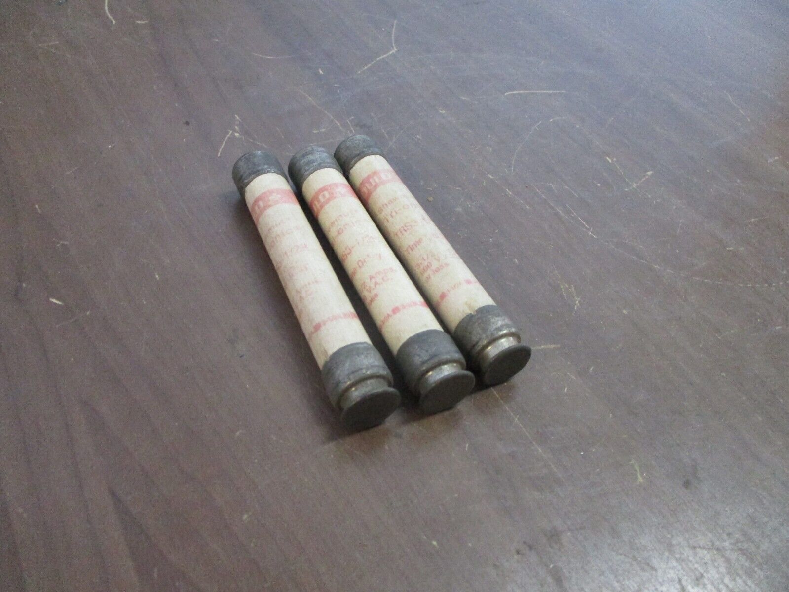 Gould Shawmut Tri-Onic Fuse TRS3-1/2R 3 1/2A 600V *Lot of 3* Used