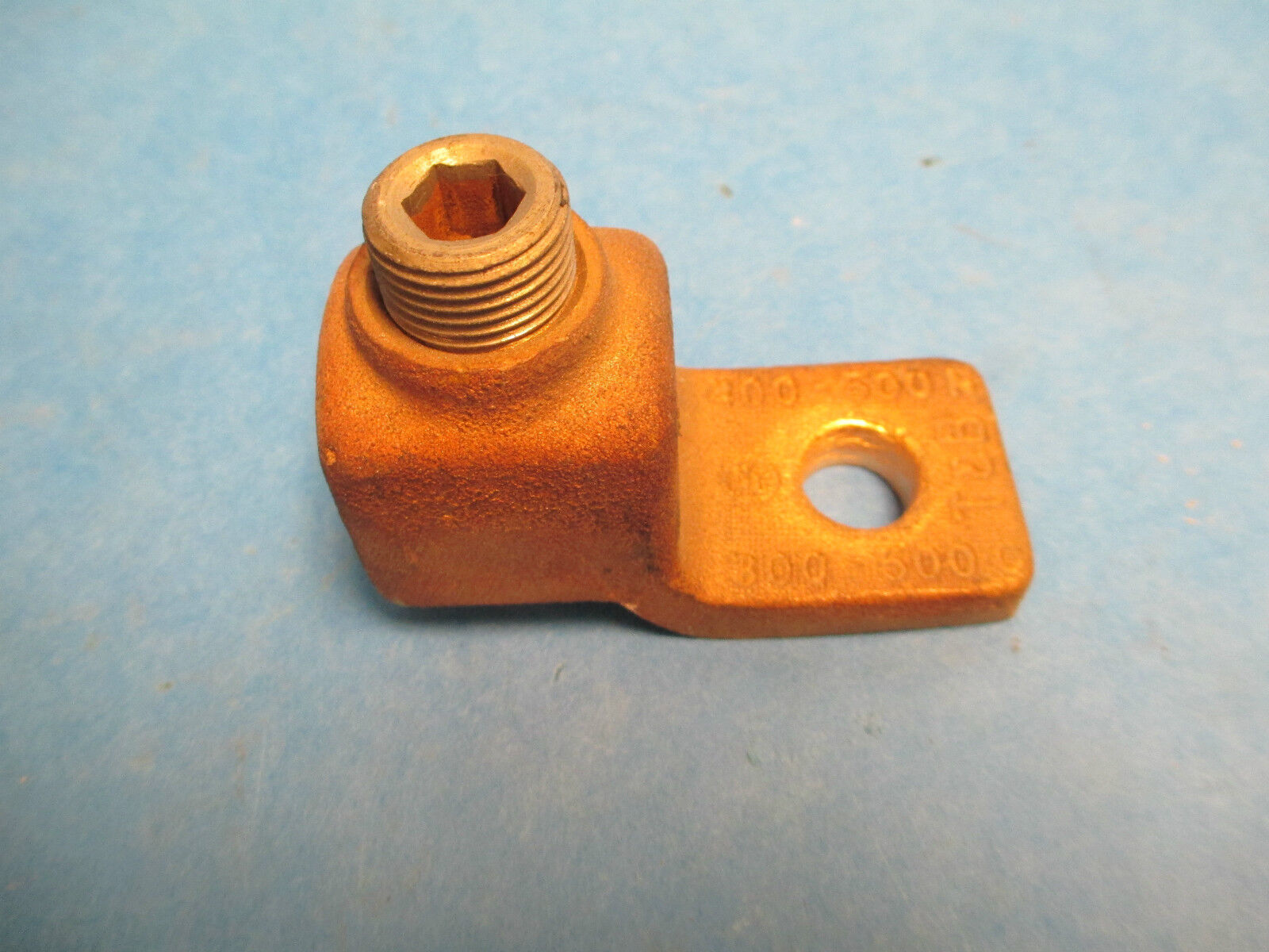 T&B Screw Lug, 300-500 MCM