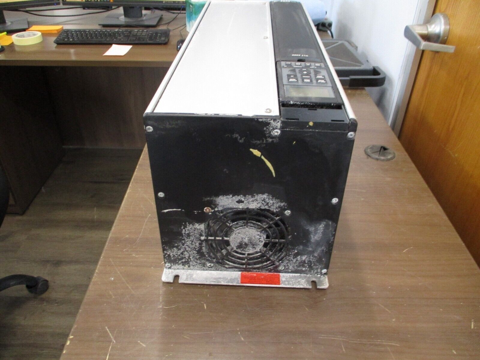 Danfoss VLT 6042 AC Drive 175Z7369 40HP 3Ph w/ Keypad Used