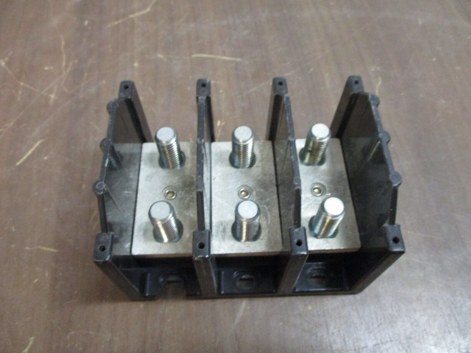 Buss Power Distribution Block 16394-3 400A 600V 3P Line(1): 1/2-13 STUD Used
