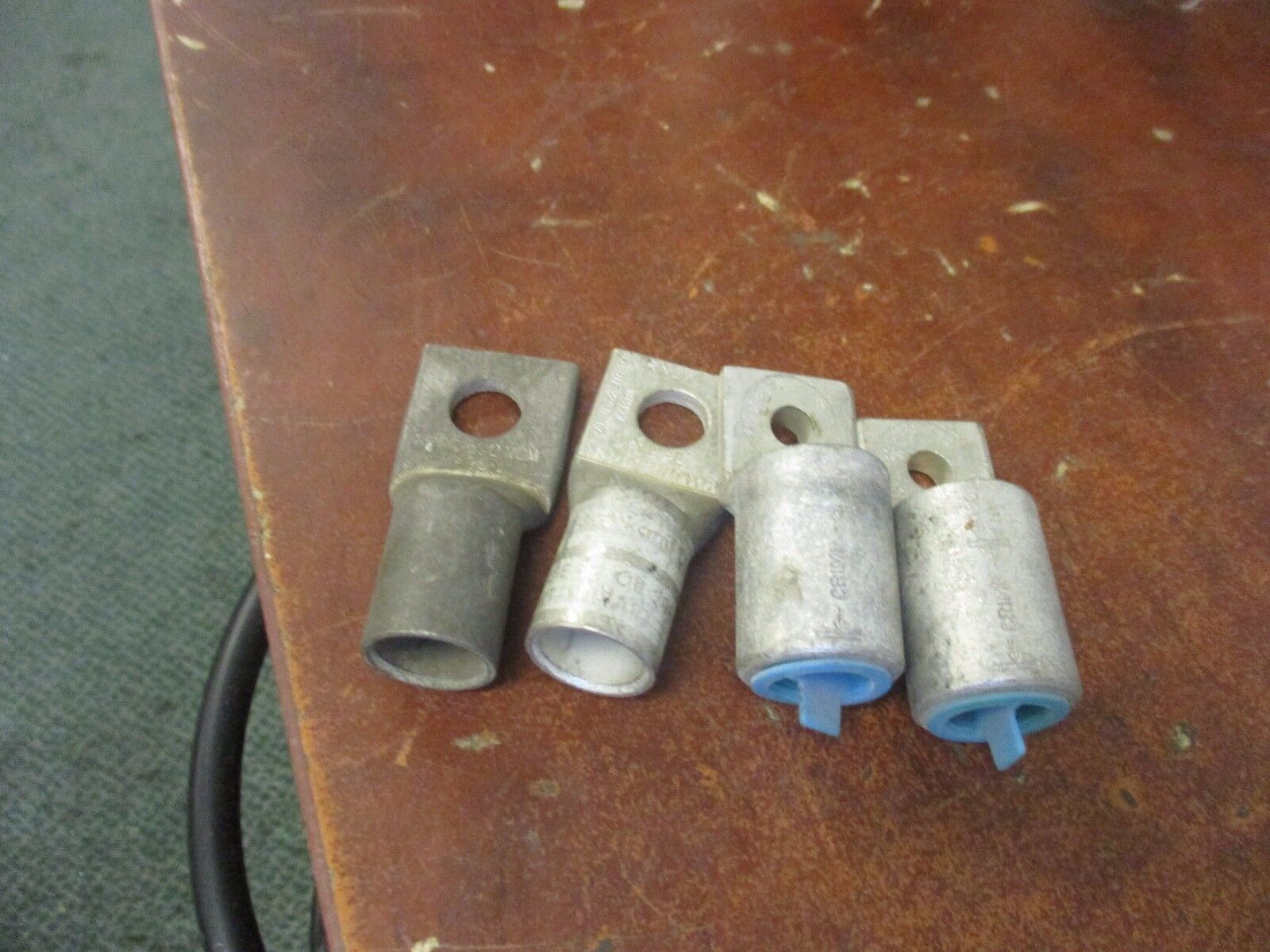 Misc Brands Crimp Lug N/A Size: 300 MCM "Lot of 4" New Surplus