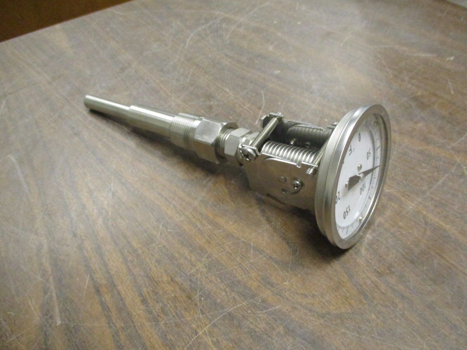 Ashcroft Temperature Gauge L/6 Range: 0-250°F Used