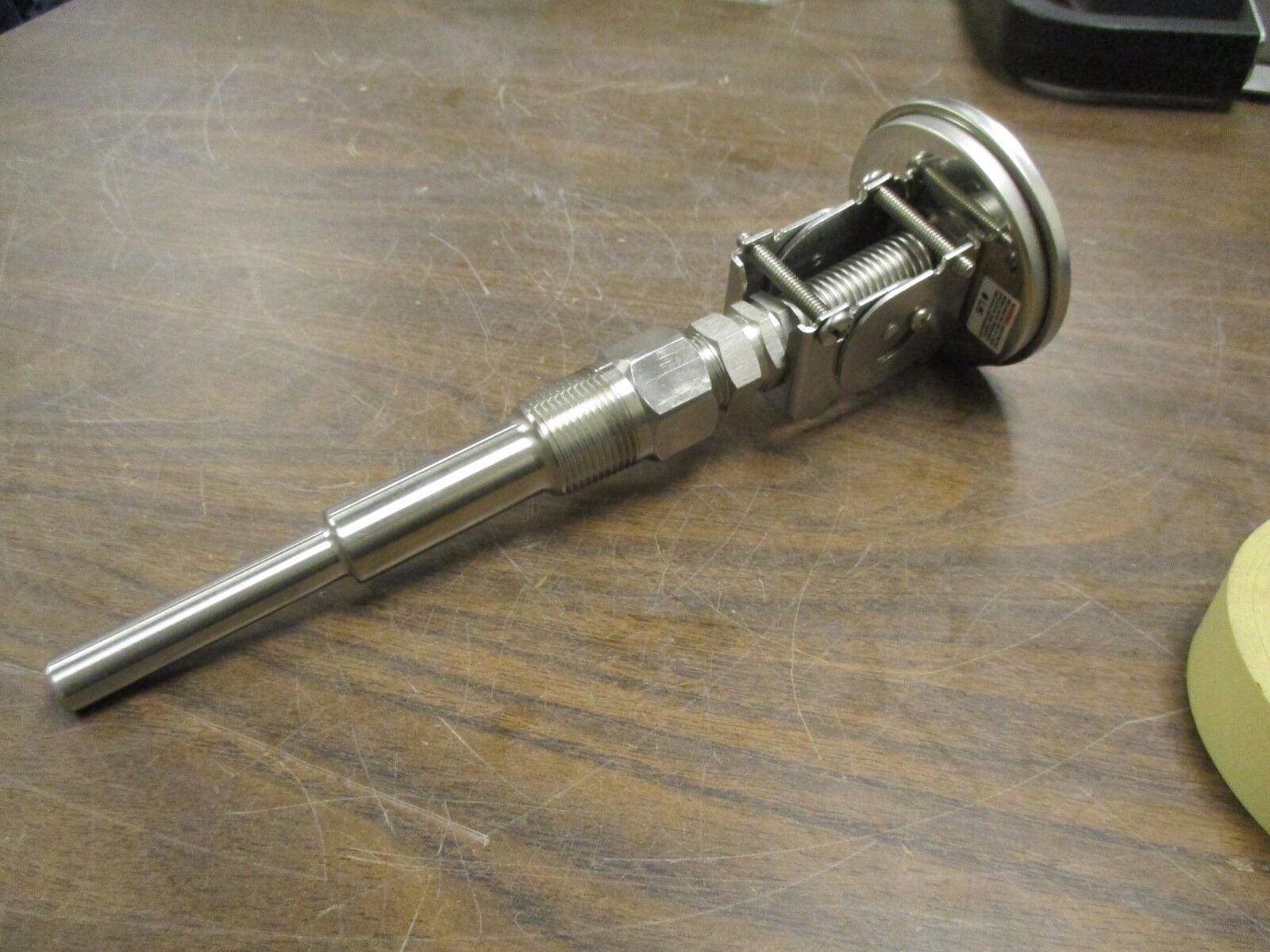 Ashcroft Temperature Gauge L/6 Range: 0-250°F Used