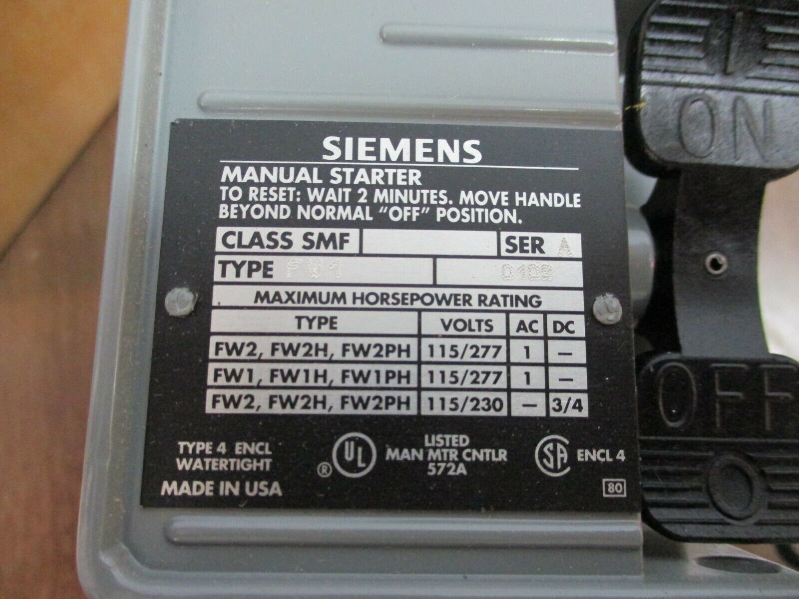 Siemens, Manual Starter, Part#: SMFFW1 230/277VDC 0.75/1HP New Surplus
