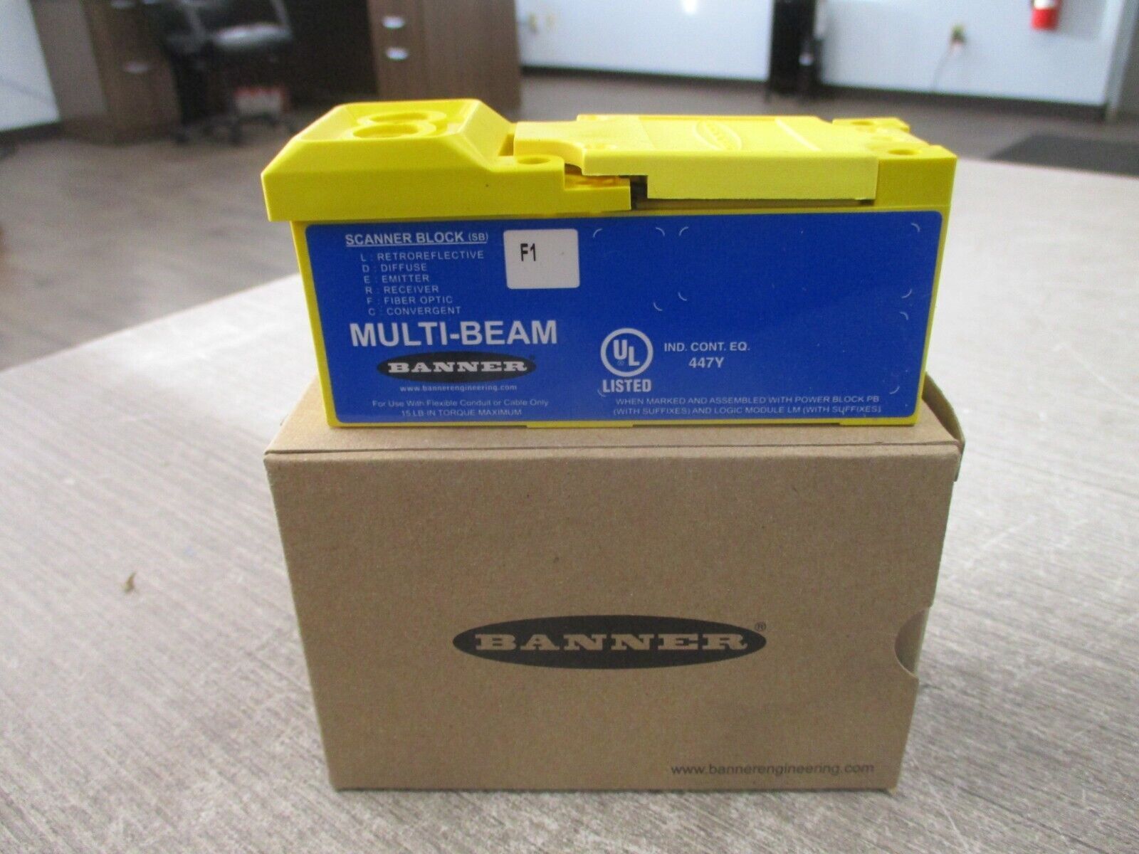 Banner Multi-Bean Scanner Block Sensor SBF1 New Surplus