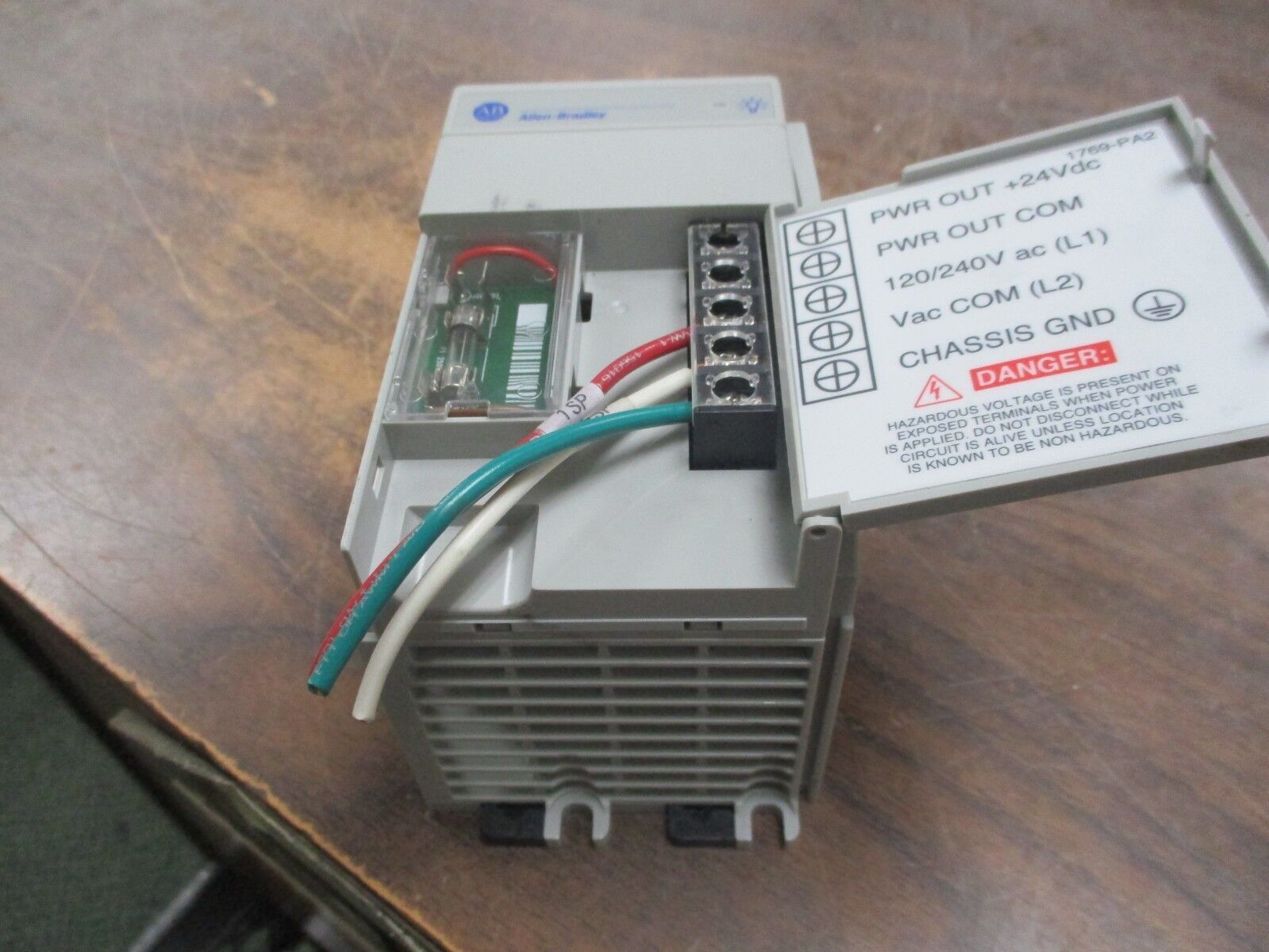 Allen-Bradley Compact I/O Power Supply 1769-PA2 Ser. A Rev. 3 Used