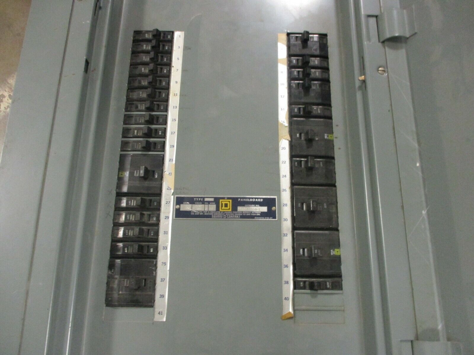 Square D Main Breaker Circuit Breaker Panel NQOB-42050-1 200A Max 200A Main Used