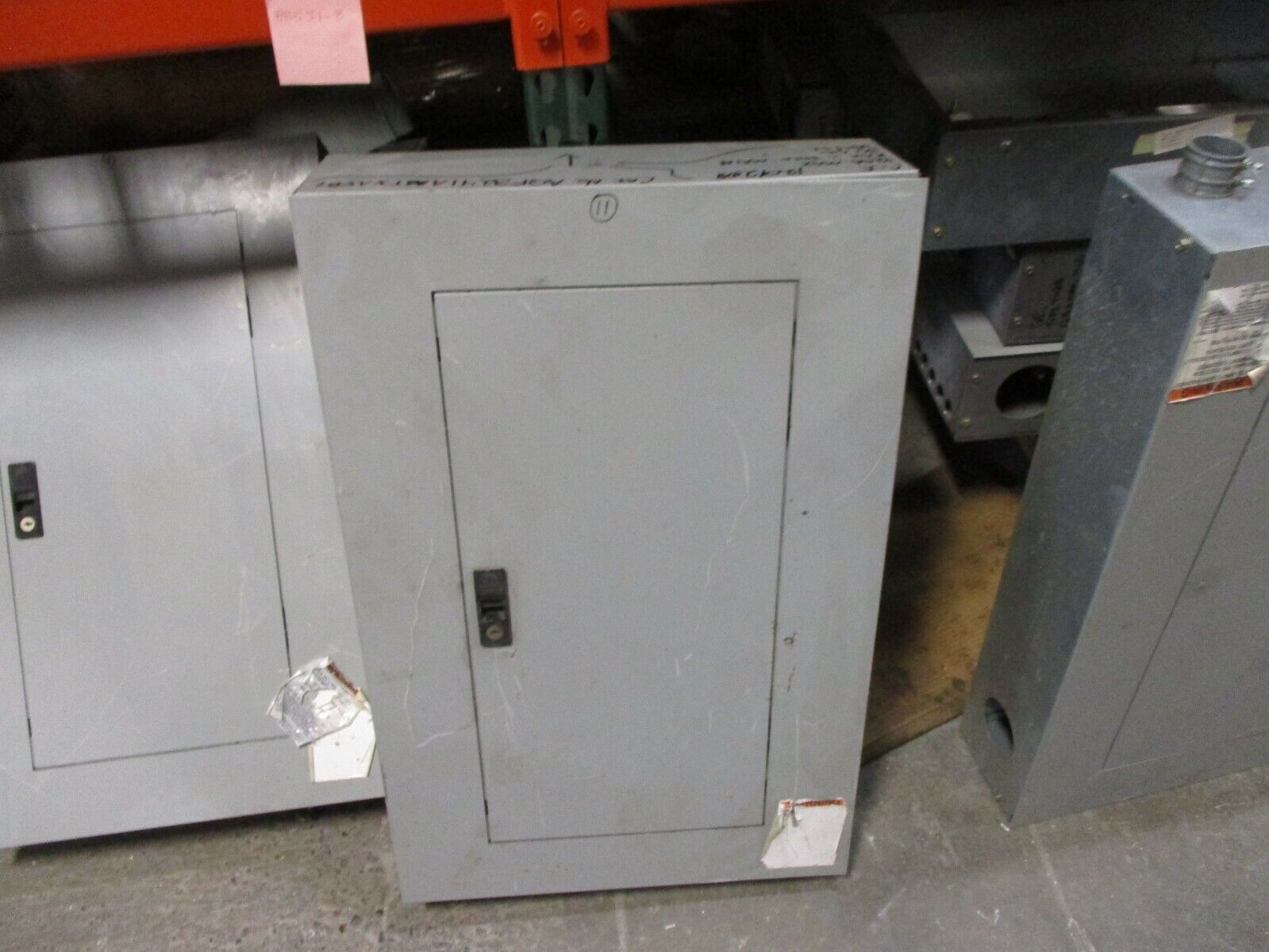 GE Main Breaker Circuit Breaker Panel AQF3241ATX 100A Main 208Y/120V 3Ph 4W Used