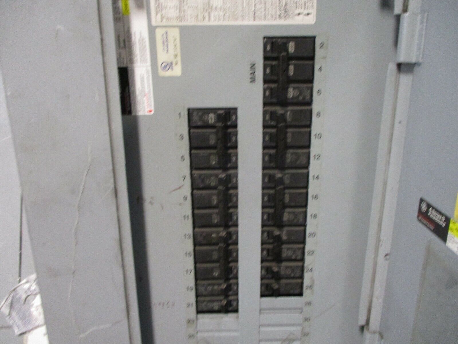 GE Main Breaker Circuit Breaker Panel AQF3241ATX 100A Main 208Y/120V 3Ph 4W Used