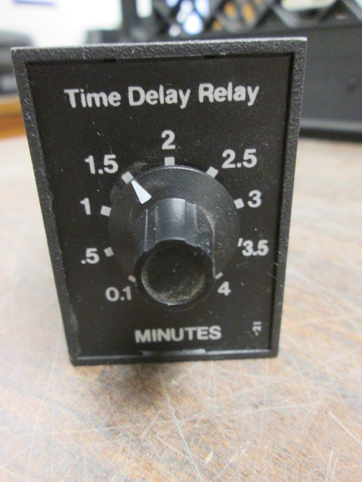 SSAC Time Delay Relay TRB120A2X240 Range: 0.1-4 min Used