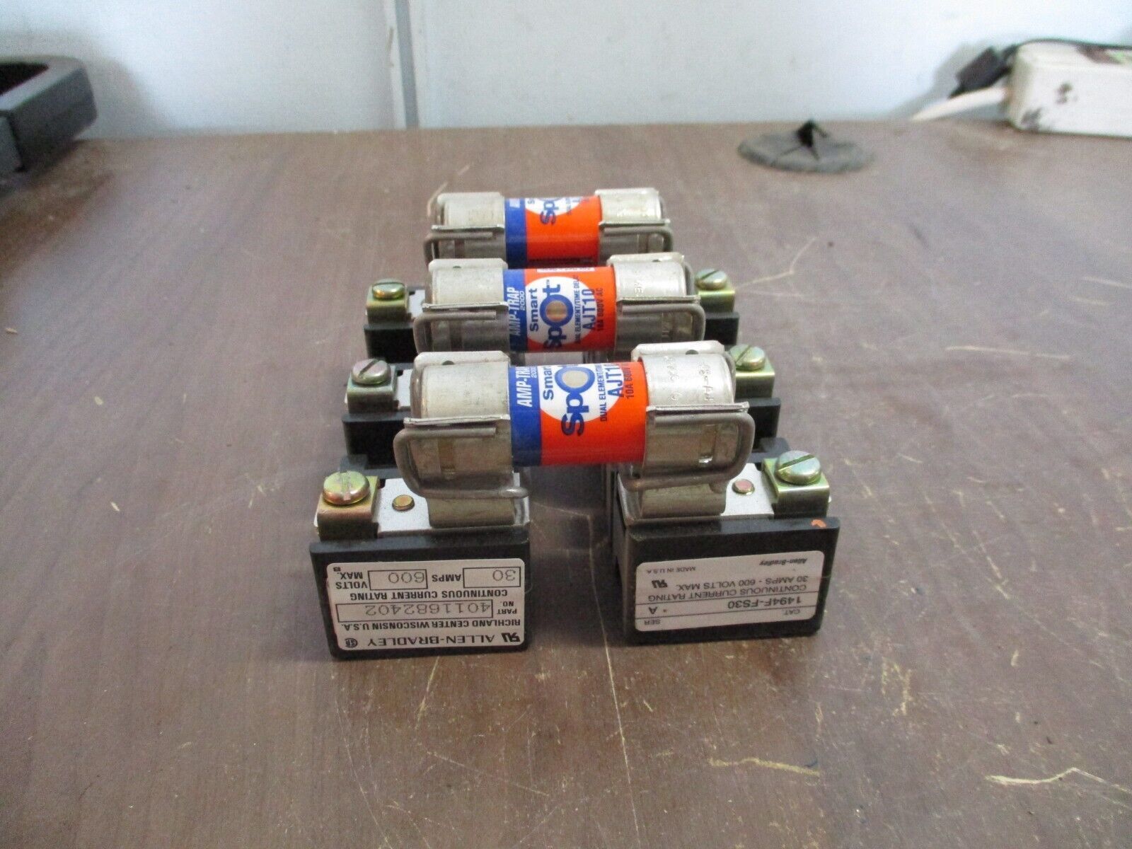 Allen-Bradley Fuse Holder 1494F-FS30 Ser. A 30A 600V 3P w/ (3) 10A Fuses Used