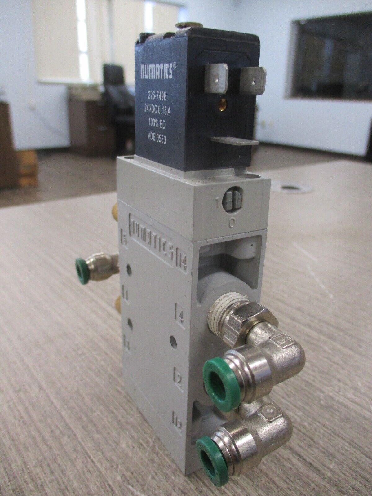 Numatics Solenoid Pilot Valve L22BA452B000061 14.5-145 PSIG Air -10-115F Used