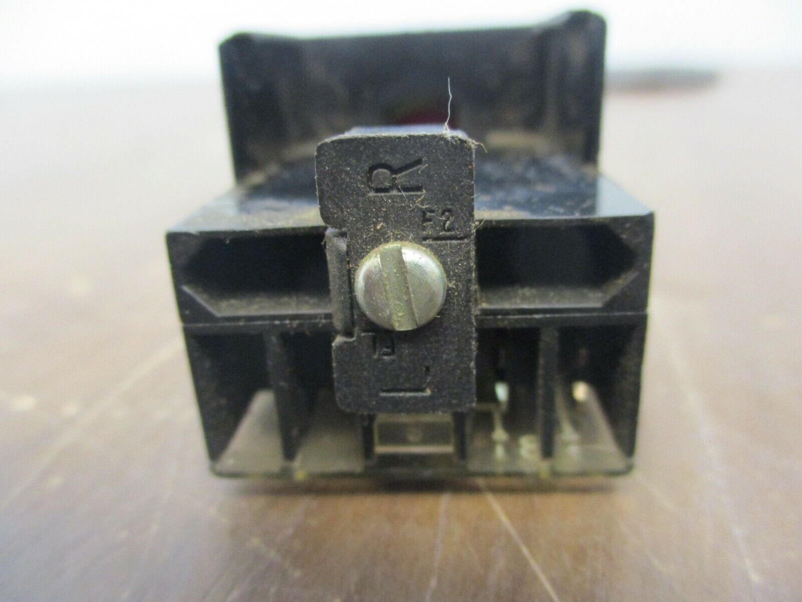 Allen-Bradley Push Button 800MR-B6 Ser. B Red 300V Used