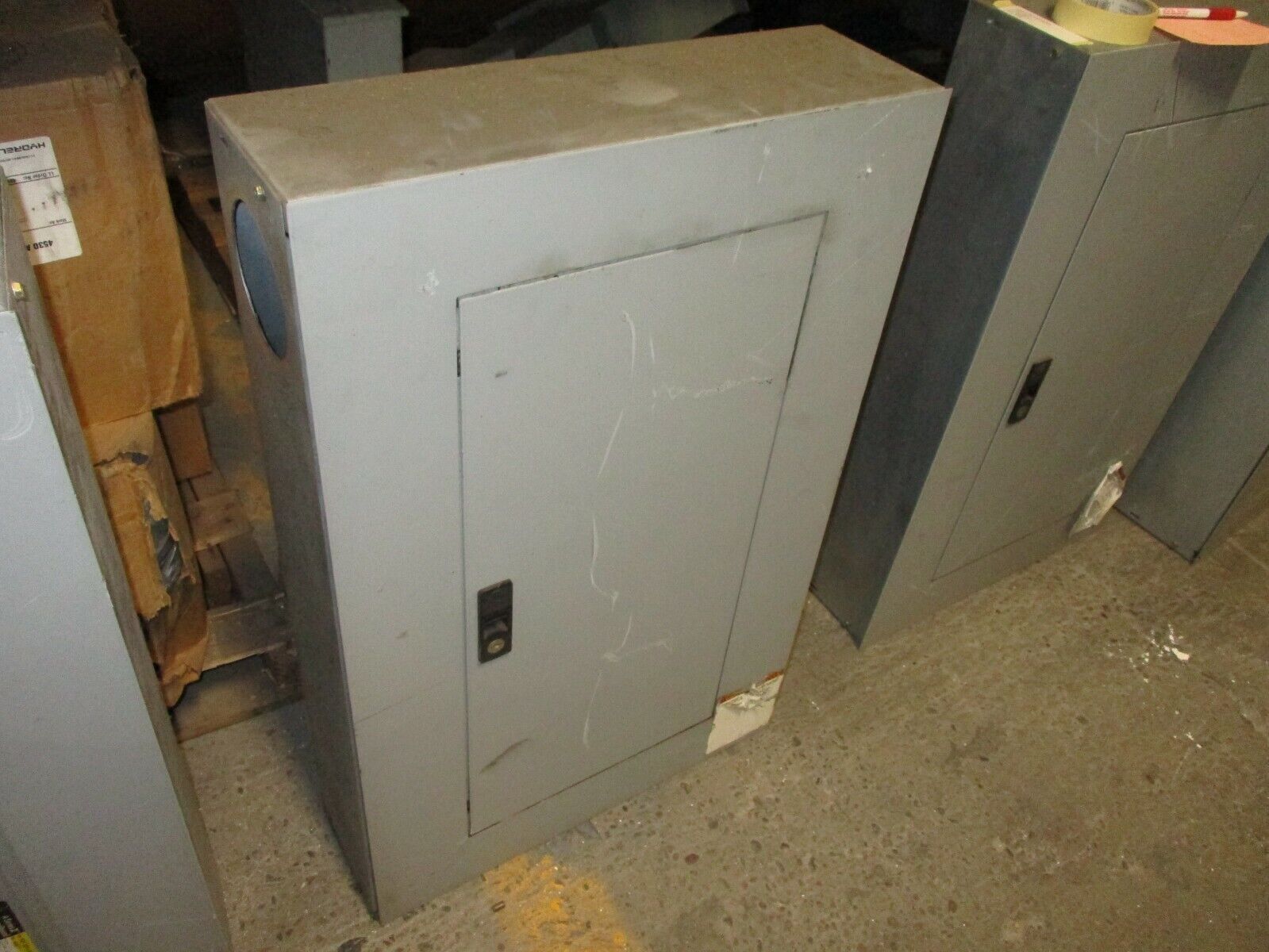 GE Main Breaker Circuit Breaker Panel AQF3241ATX 100A Main 208Y/120V 3Ph 4W Used