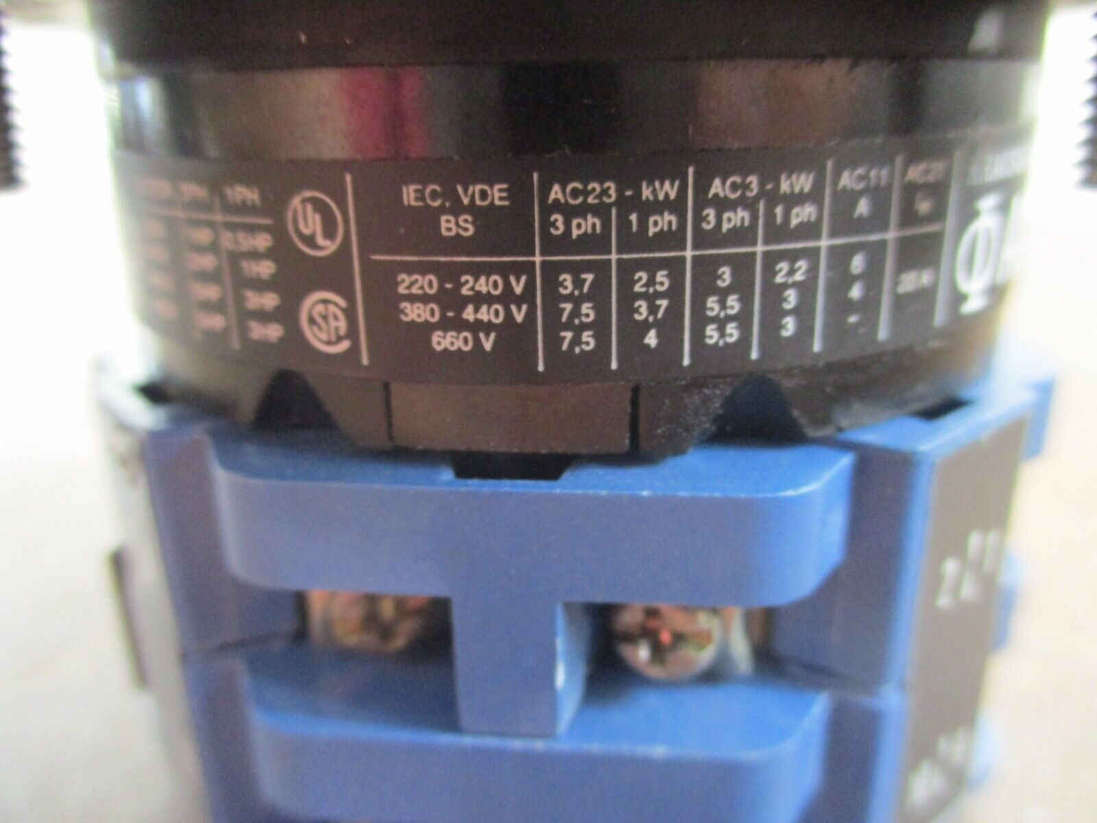 Kraus & Naimer A11 Voltmeter Rotary Switch A007 10A 600V Used