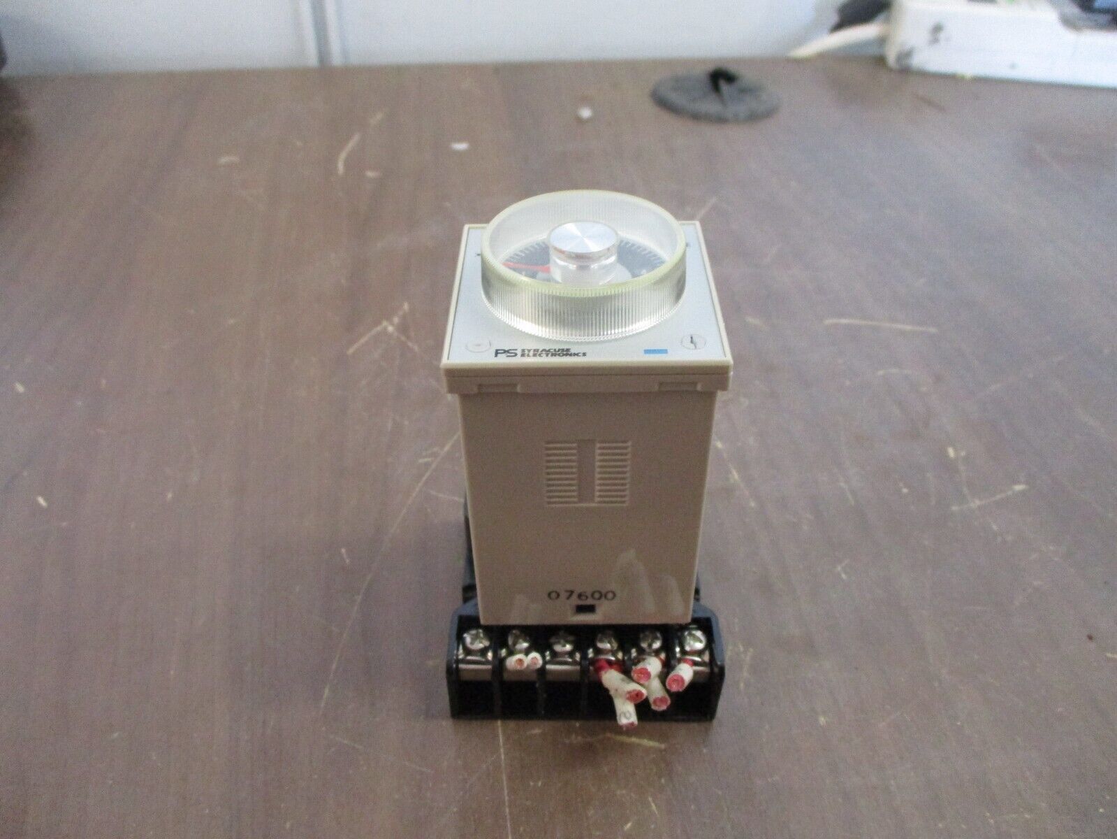 PS Syracuse Programmable Time Delay Relay 2500-831902 100-120V 50/60Hz w/ Base