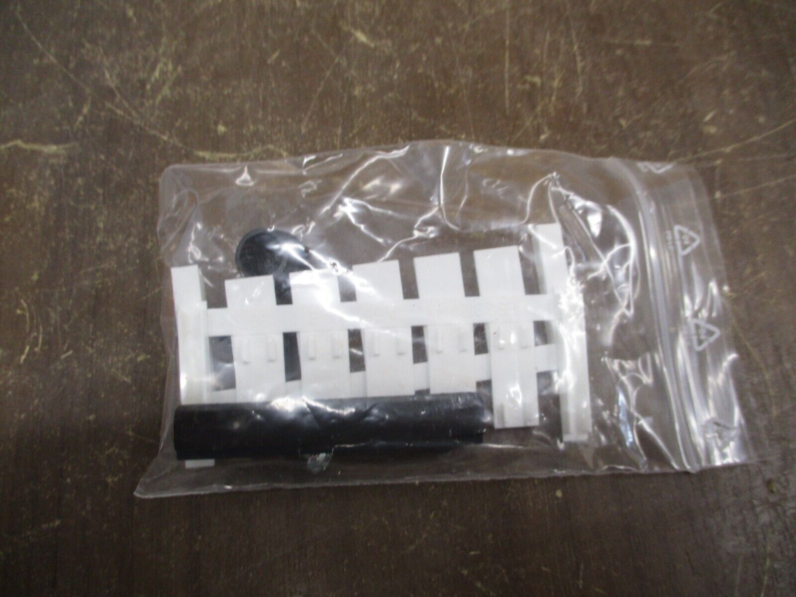 IFM AS-Interface CompactLine Module AC2457 New Surplus