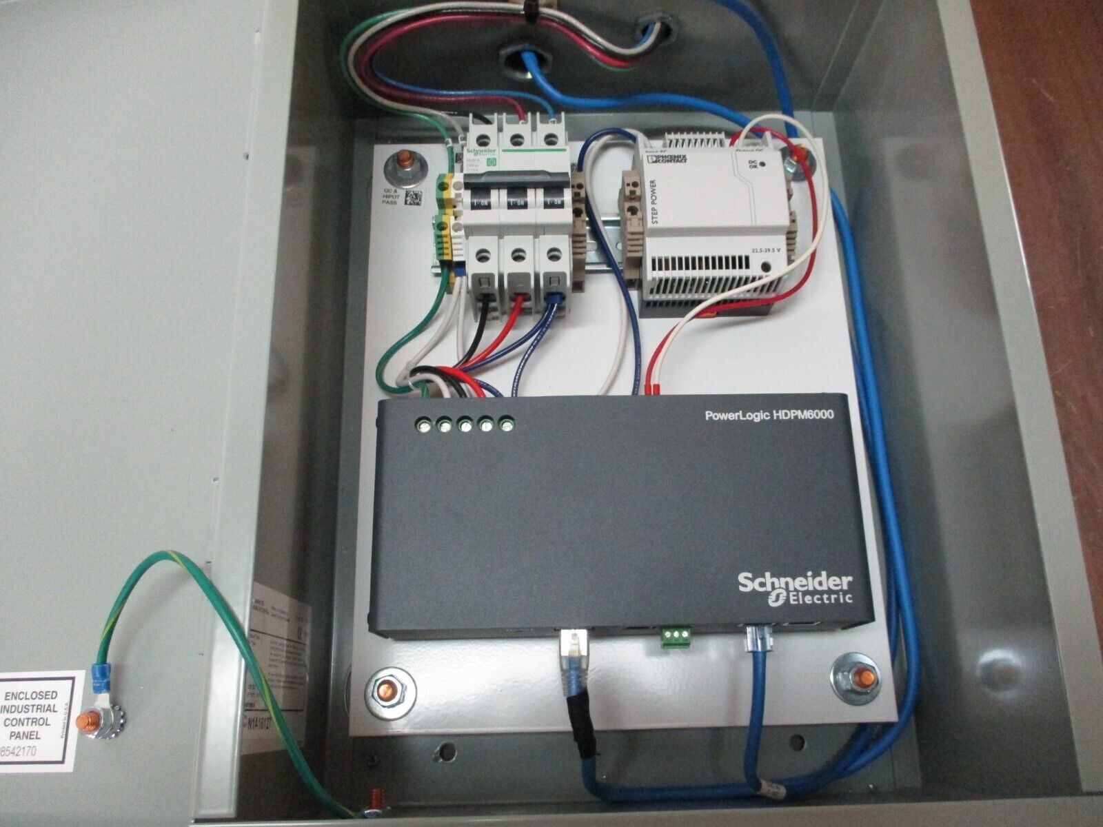 Schneider Electric PowerLogic HDPM6000 Power Meter METSEHDPM6HCLE 120/208V 4A