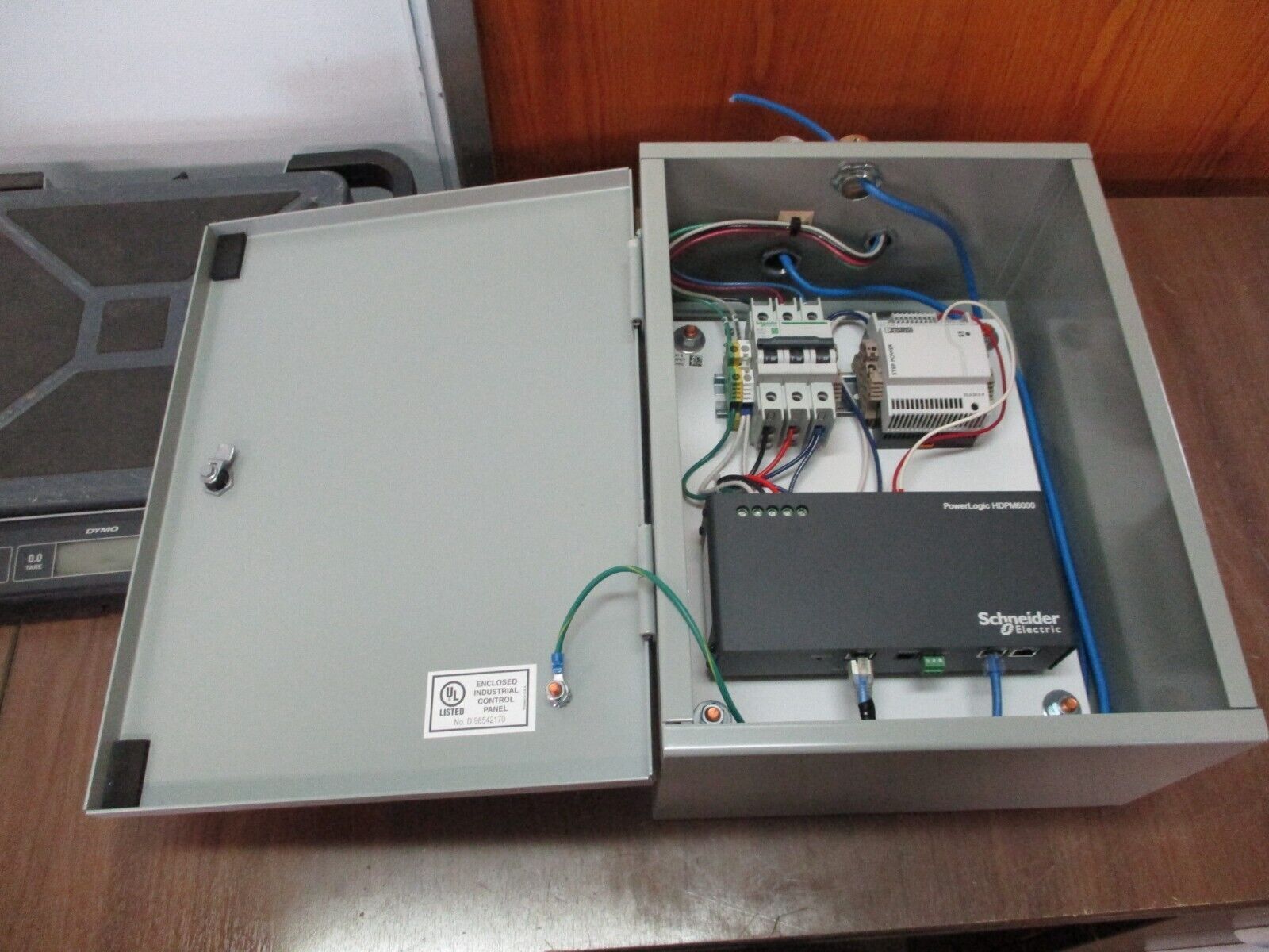 Schneider Electric PowerLogic HDPM6000 Power Meter METSEHDPM6HCLE 120/208V 4A