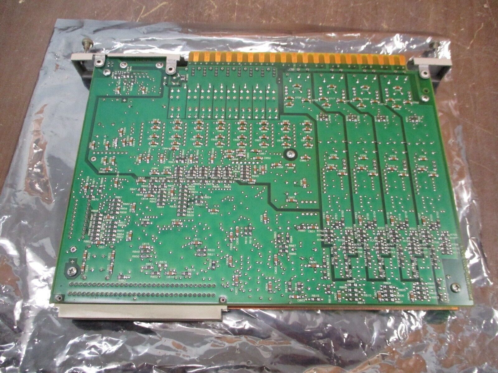 Siemens Analog I/O Module 505-7012 8 in 4 out Used