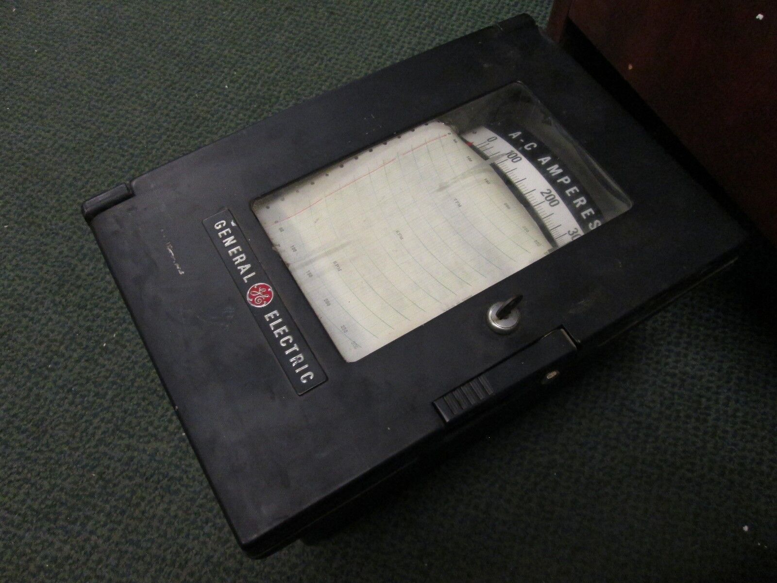 GE Recording AC Ammeter 8CH1AAL1 Scale: 0-600A 60Hz CT Ratio: 120/1 Used