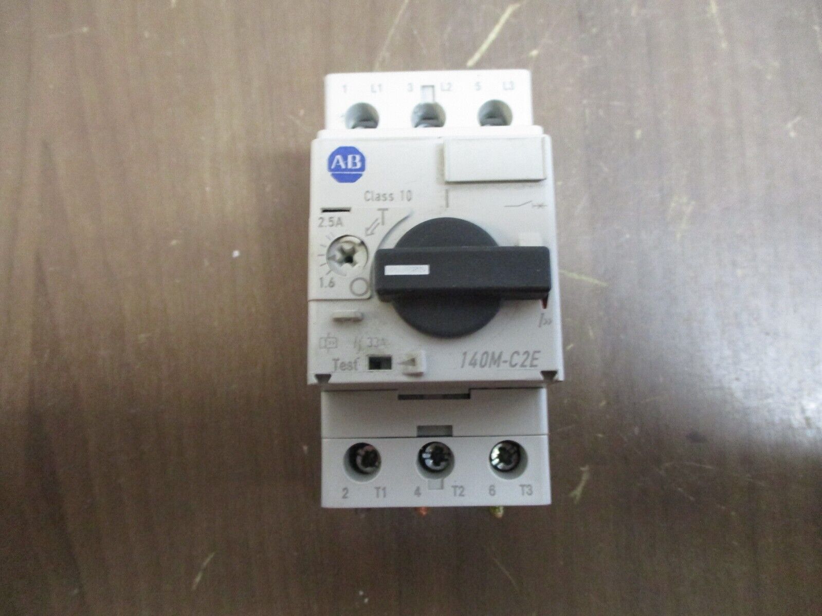 Allen-Bradley Manual Starter 140M-C2E-B25 Range:1.6-2.5A Used