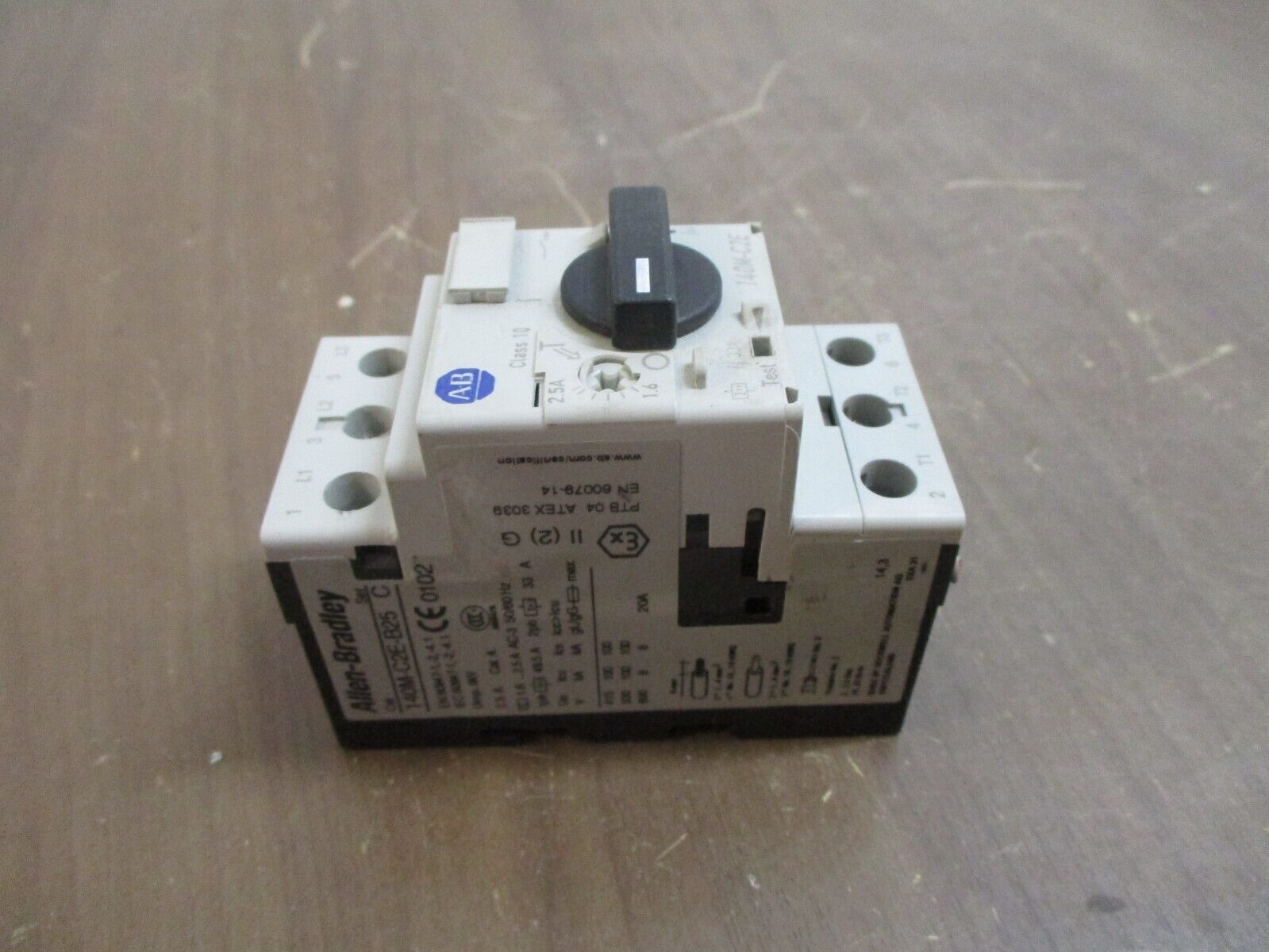 Allen-Bradley Manual Starter 140M-C2E-B25 Range:1.6-2.5A Used