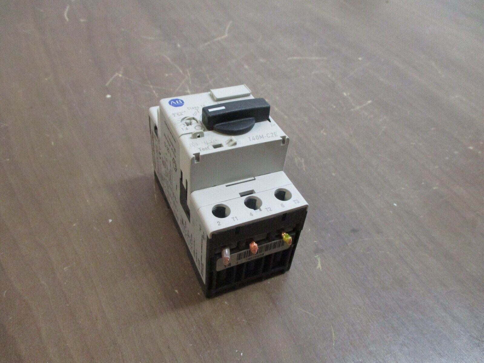 Allen-Bradley Manual Starter 140M-C2E-B25 Range:1.6-2.5A Used