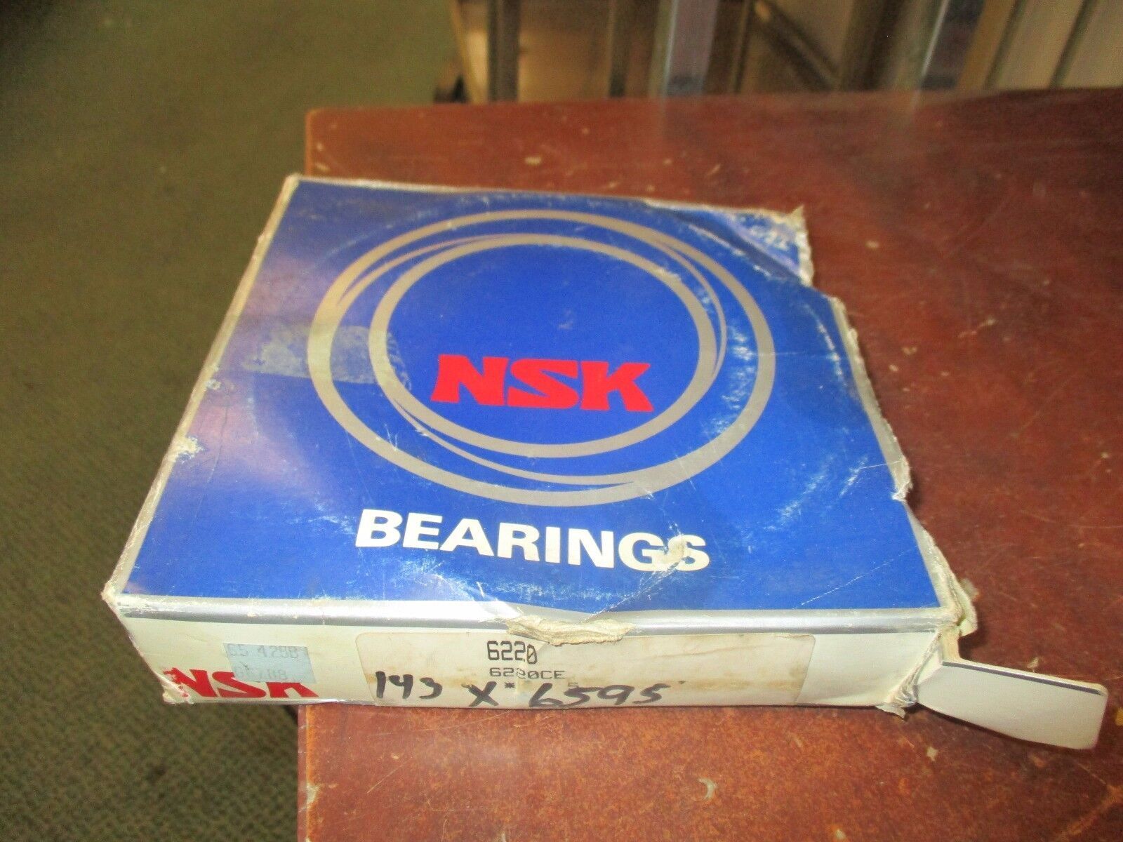 NSK Deep Groove Ball Bearing 6220 New Surplus