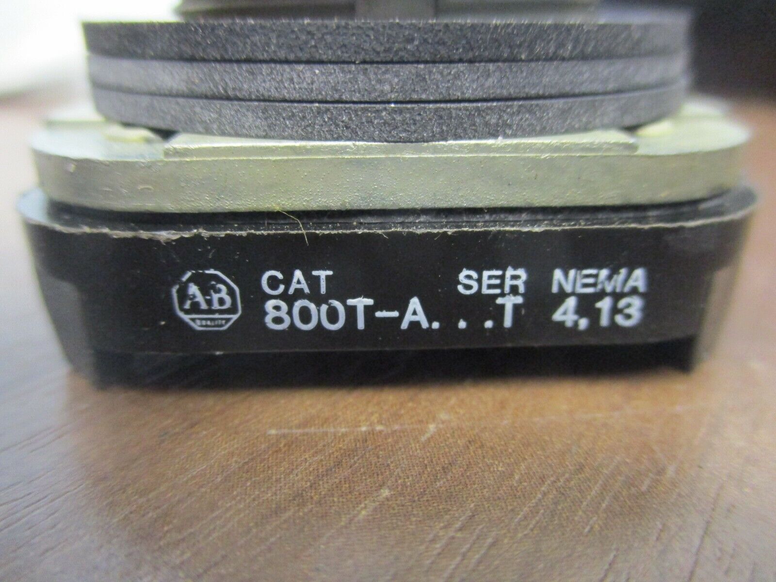 Allen-Bradley Flush Head Push Button 800T-A2C Ser. T Nema Type 13 New Surplus
