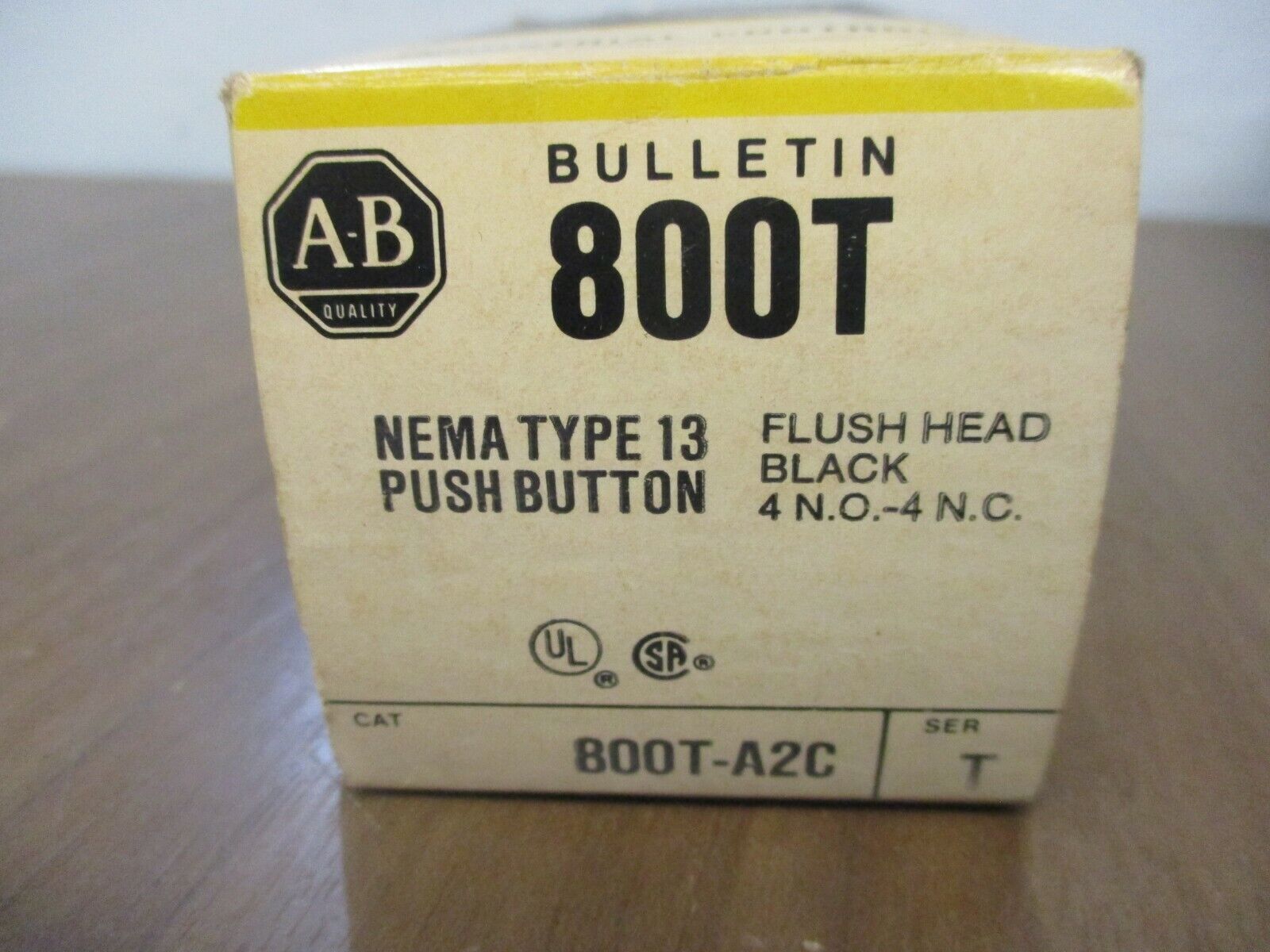 Allen-Bradley Flush Head Push Button 800T-A2C Ser. T Nema Type 13 New Surplus