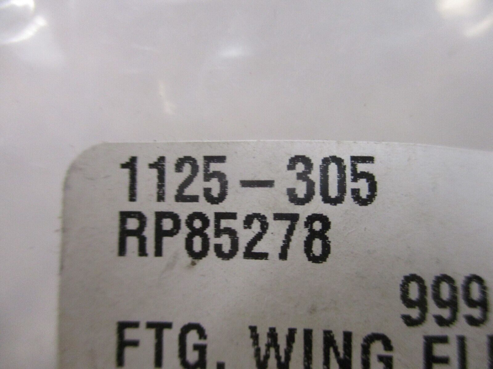 Parker Wing Elbow Fitting 1125-305 *Lot of 6* New Surplus