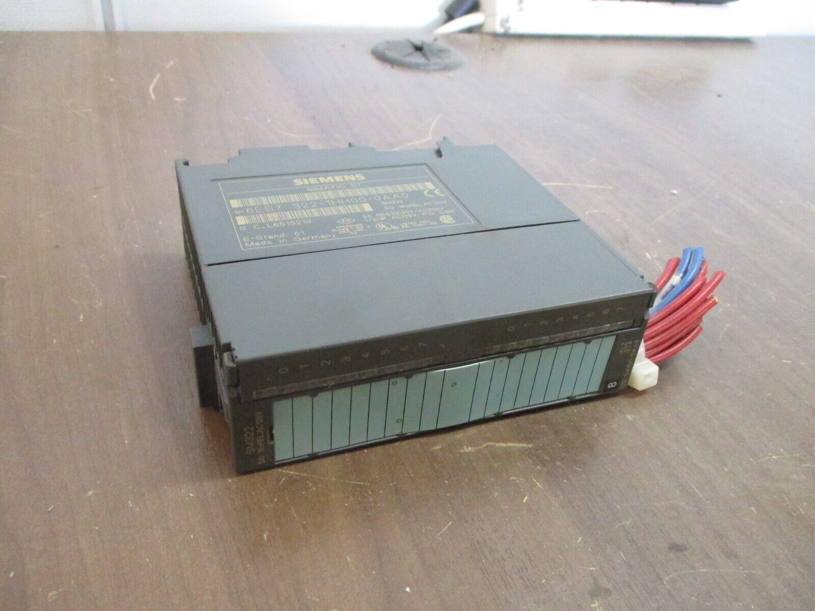 Siemens Simatic S7 Digital Output Module 6ES7 322-1HH00-0AA0 120VAC 16xRel Used