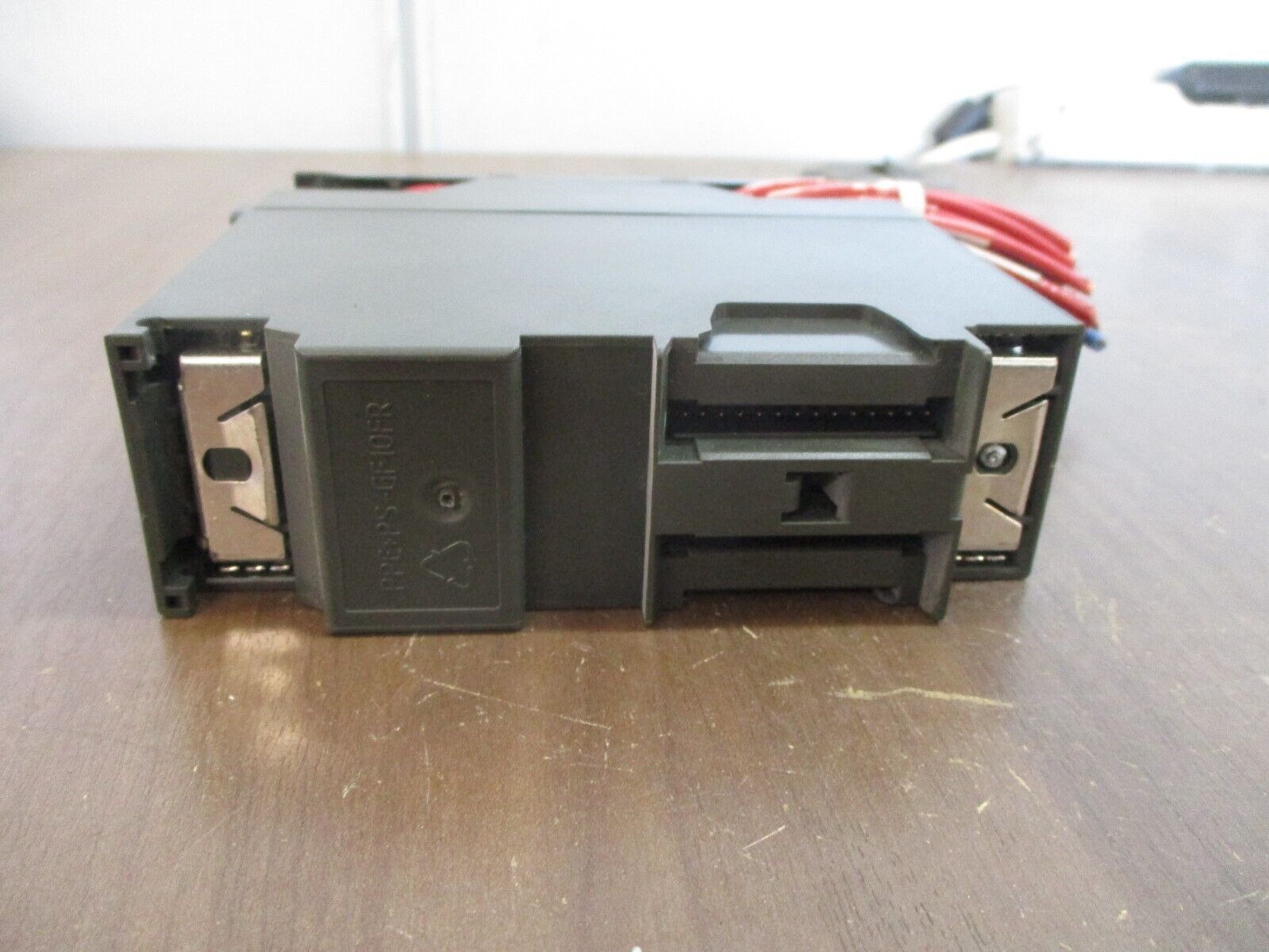 Siemens Simatic S7 Digital Output Module 6ES7 322-1HH00-0AA0 120VAC 16xRel Used