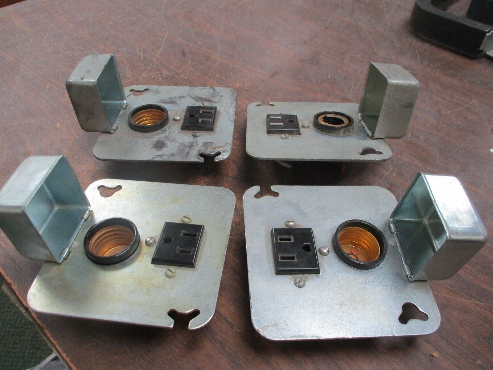 BUSS FUSETRON BOX COVER UNIT SRY **Lot of 4** Used
