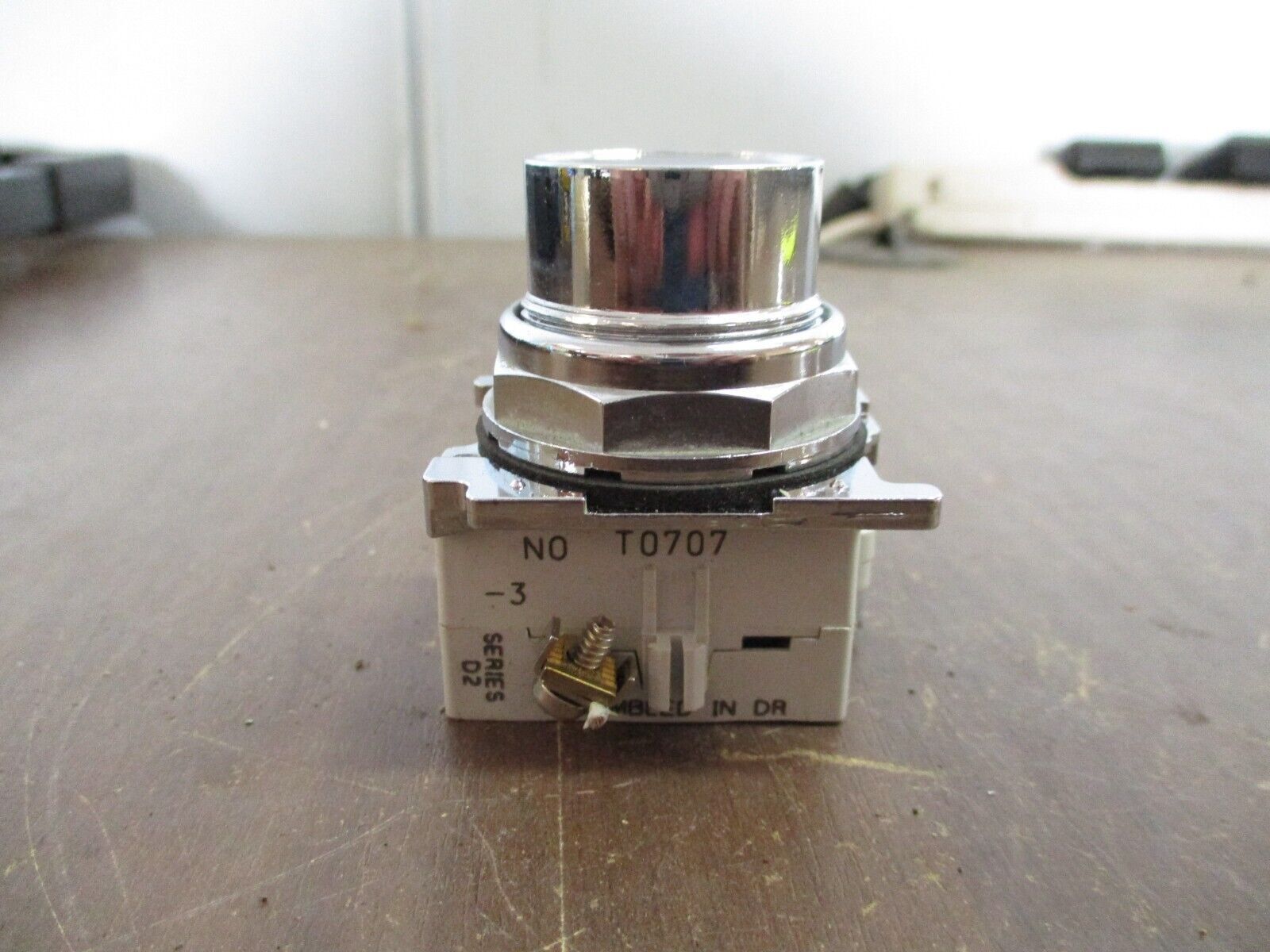 Culter-Hammer Push Button 10250T/91000T Black Used