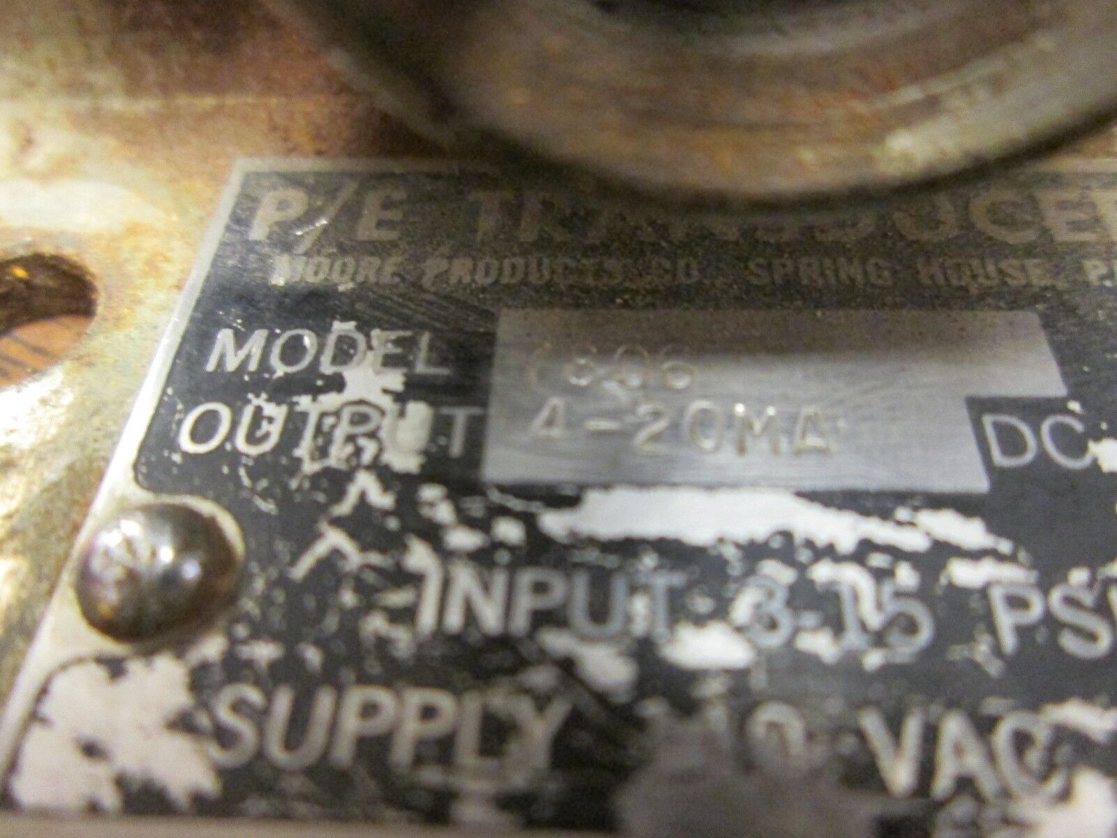 Moore P/E Transducer 7806 Input: 3-15 PSI Output: 4-20mA Used