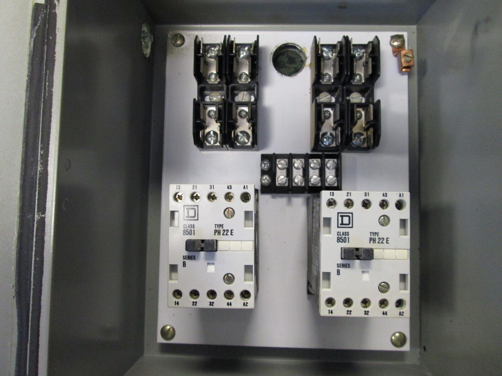 Square D Enclosed Contractor 801 PH22E Wiegmann Enclosure U230242 Nema 12 13