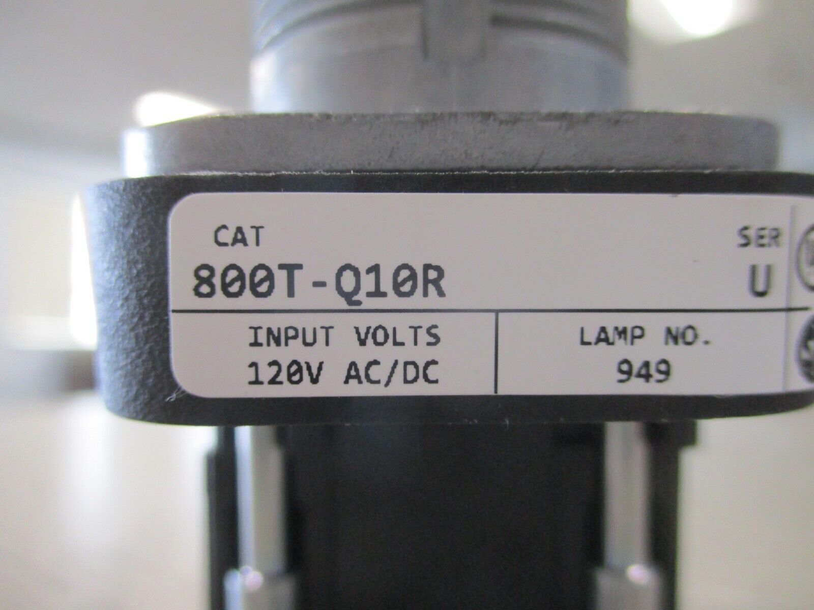 Allen-Bradley Pilot Light 800T-Q10R Ser. U Green 120V New Surplus