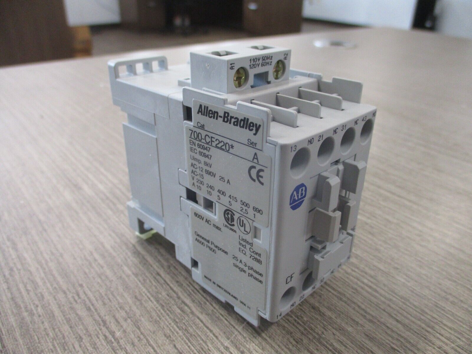 Allen-Bradley Control Relay 700-CF220D Ser. A 120V Coil New Surplus