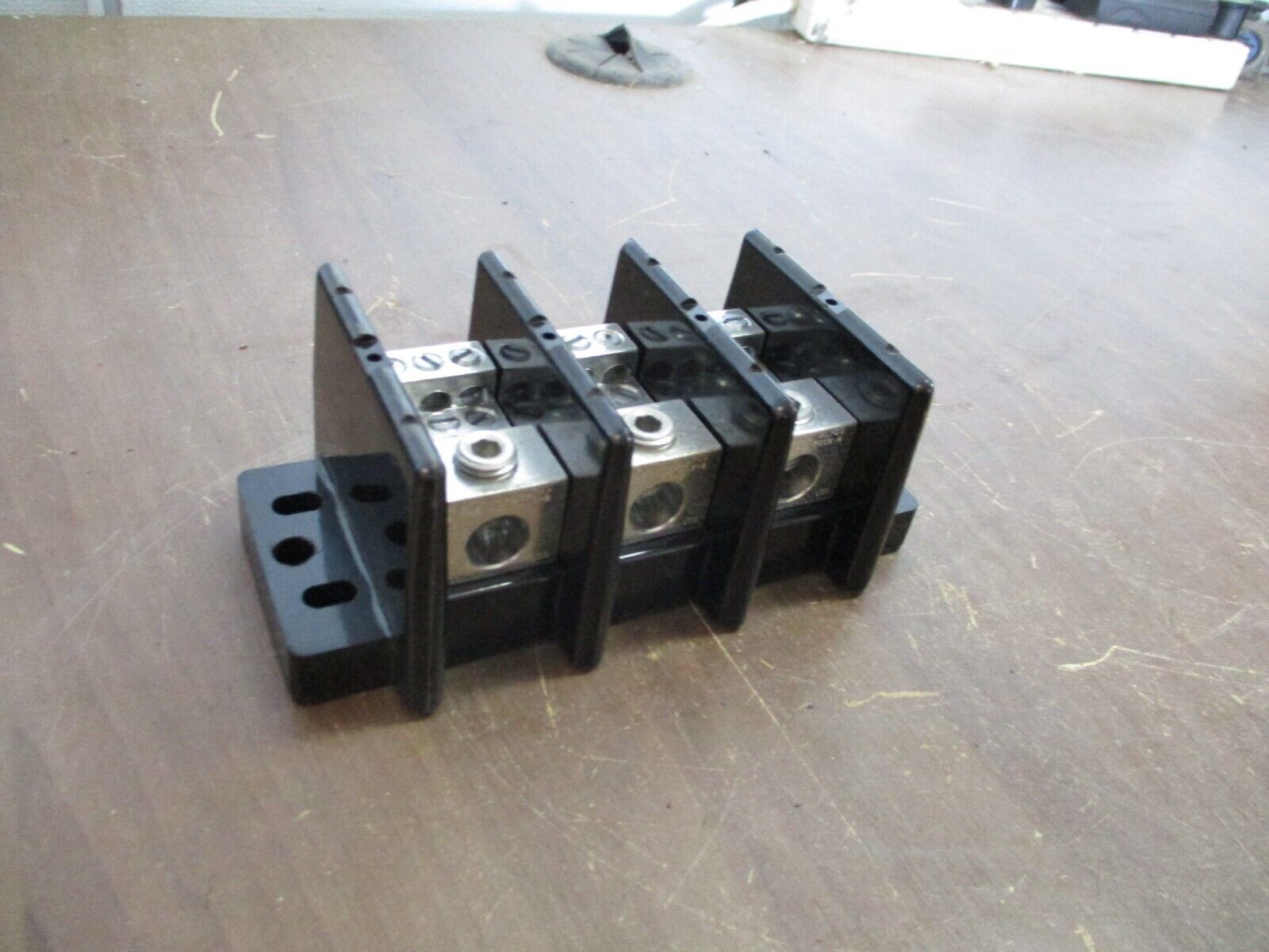 Buss Power Distribution Block 16021-3 175A 600V 3P Line: 2/0-14 Used