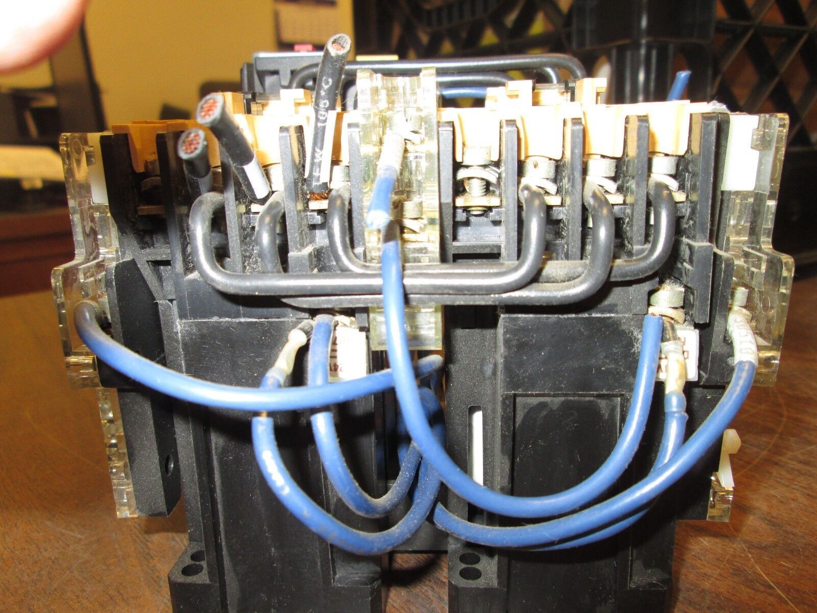 Allen-Bradley Reversing Contactor 100-A09N2*3 193-BSB 16 (2)195-BA10 24VDC Coil