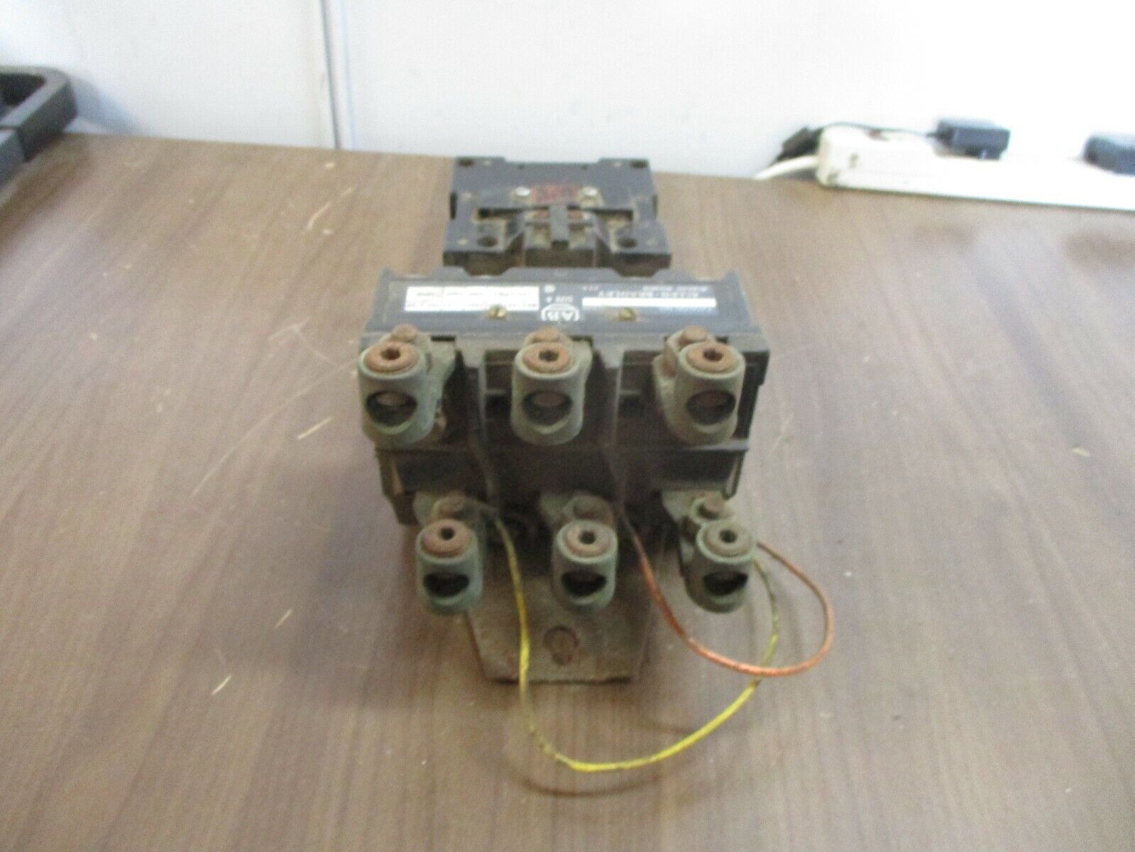 Allen-Bradley Size 4 Contactor 120V Coil 135A 600V Used