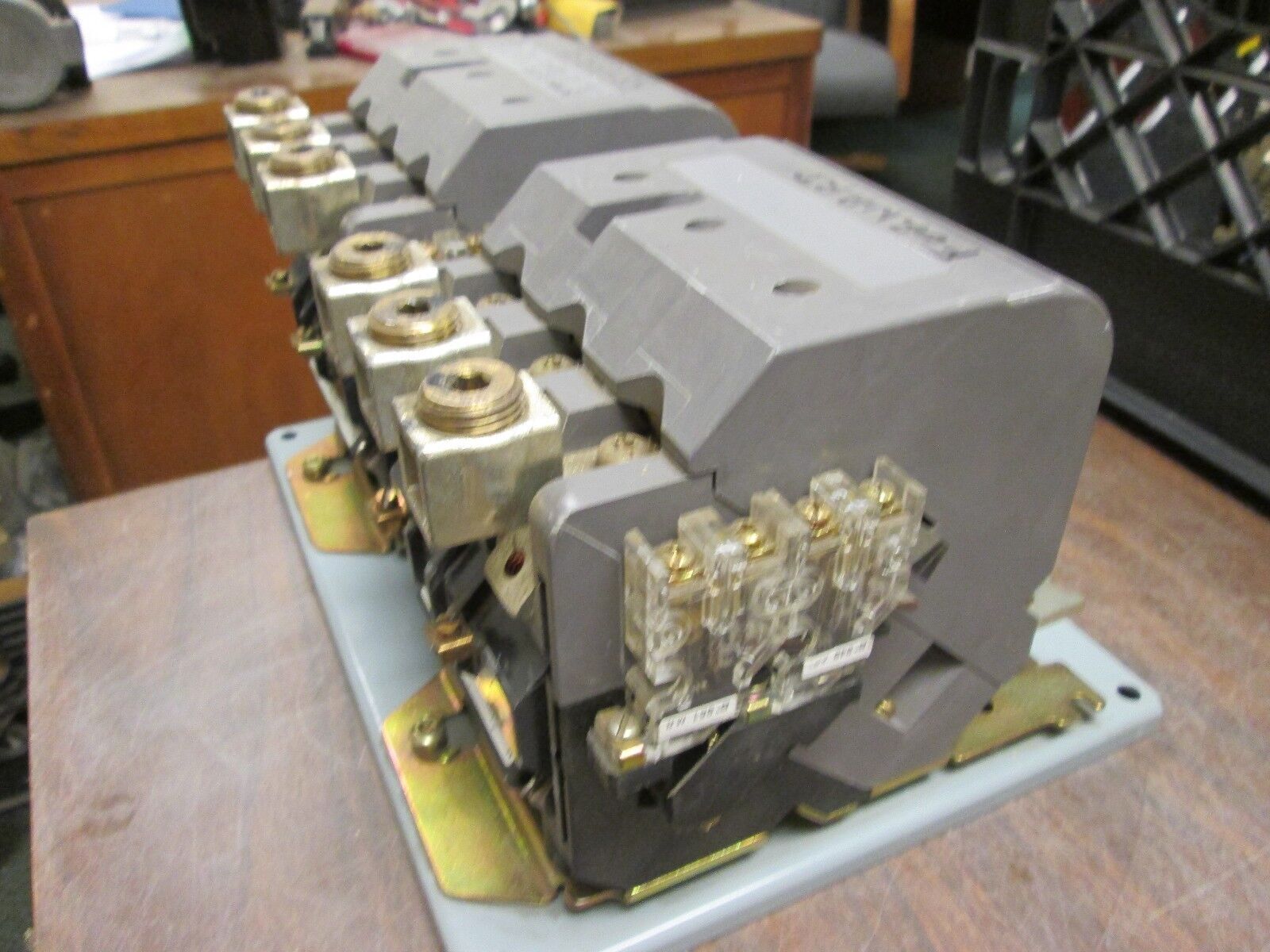 Furas Reversing Contactor 43JG32A* 120V Coil 135A 600V Used