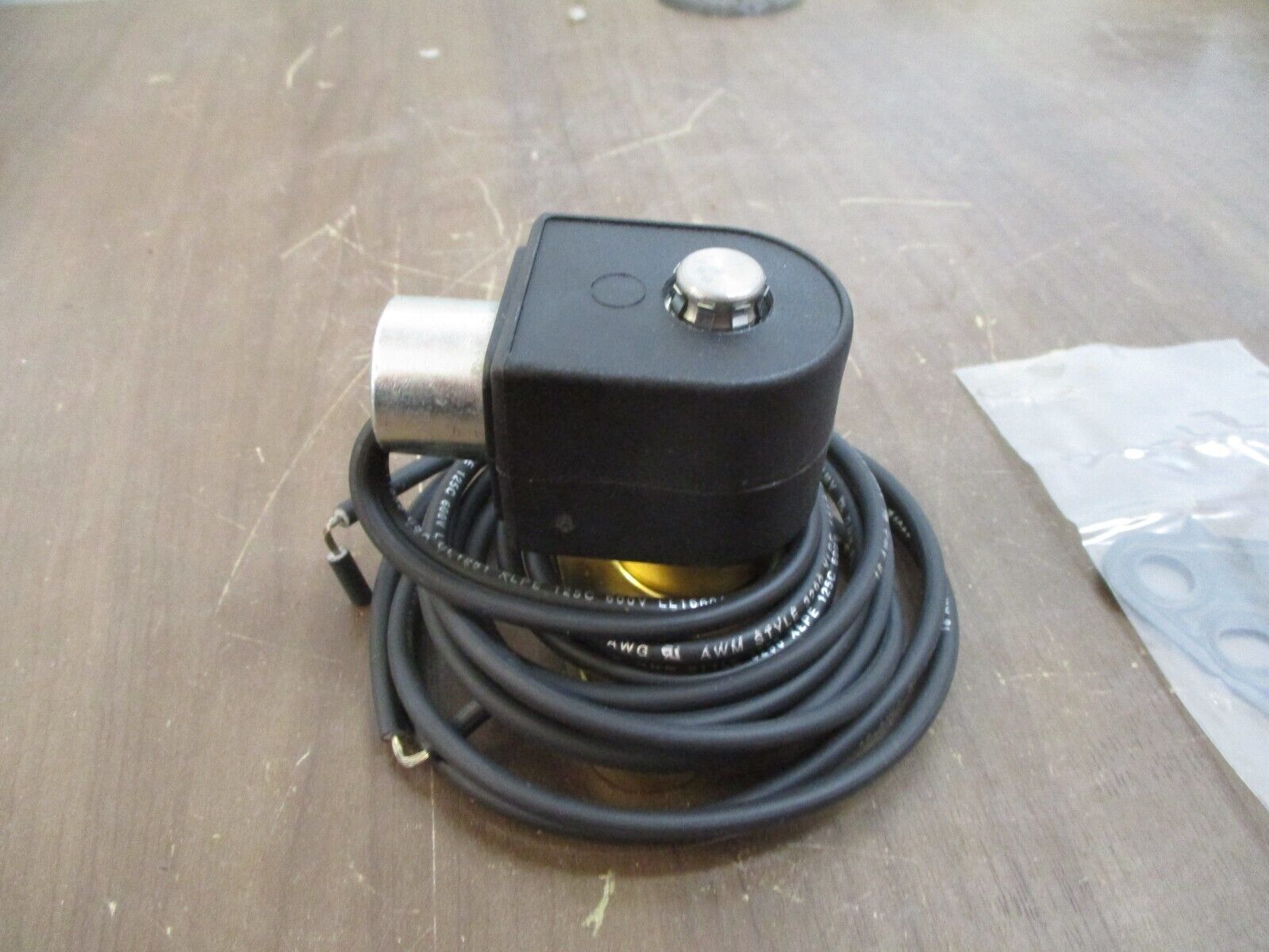 Parker Unloader Valve Coil & Gasket MZP30G2-Z01CFZ0205 120V New Surplus