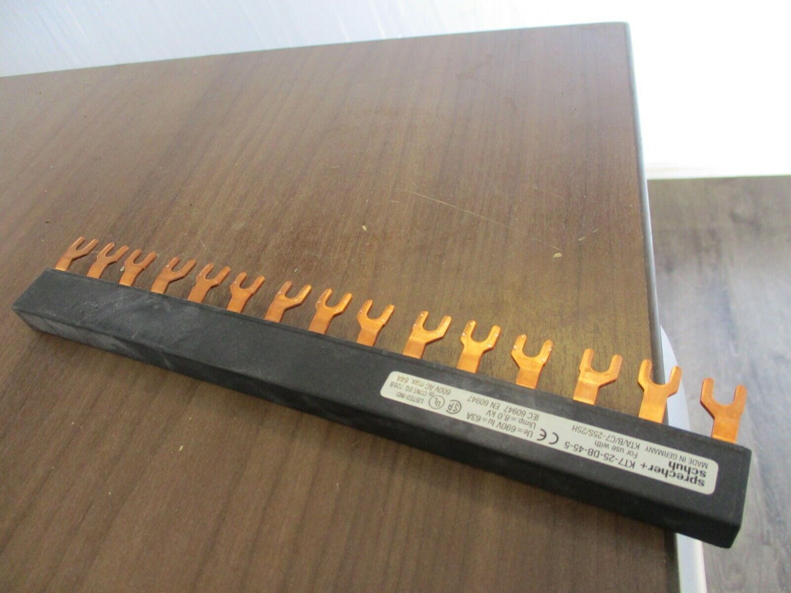 Sprecher+Schuh Compact Busbar KT7-25-DB-45-5 64A 600V Used